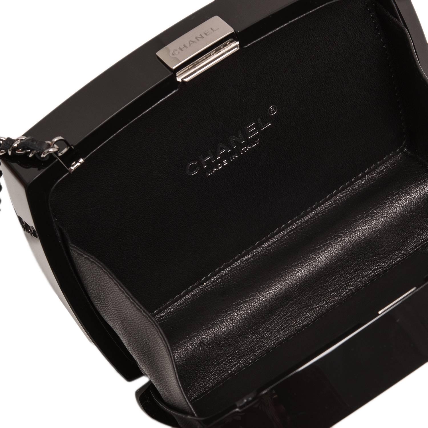 Chanel Limited Edition Black Compact Powder Minaudiere NEW For Sale 1