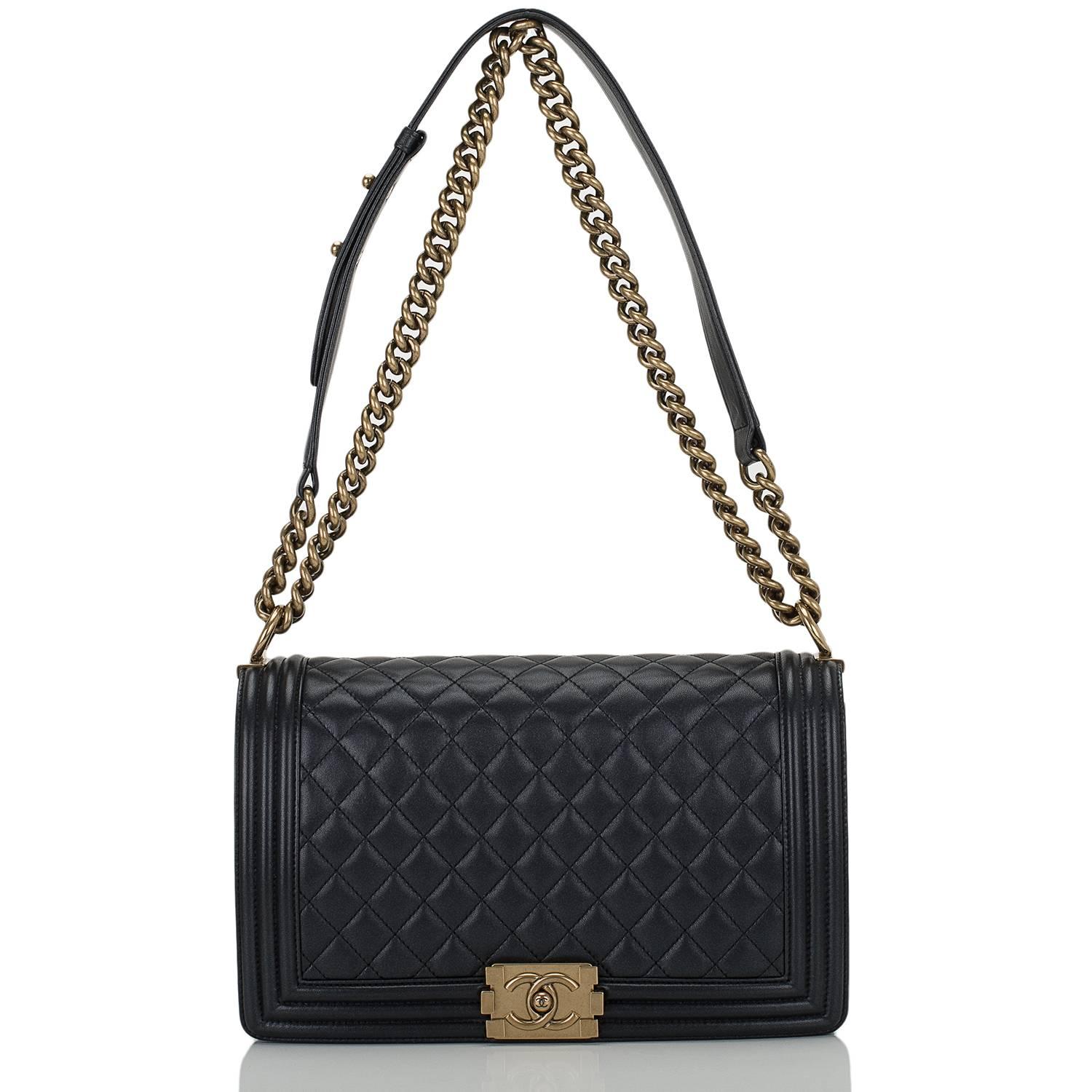Women's Chanel Black Pearly Quilted Lambskin Large Boy Bag