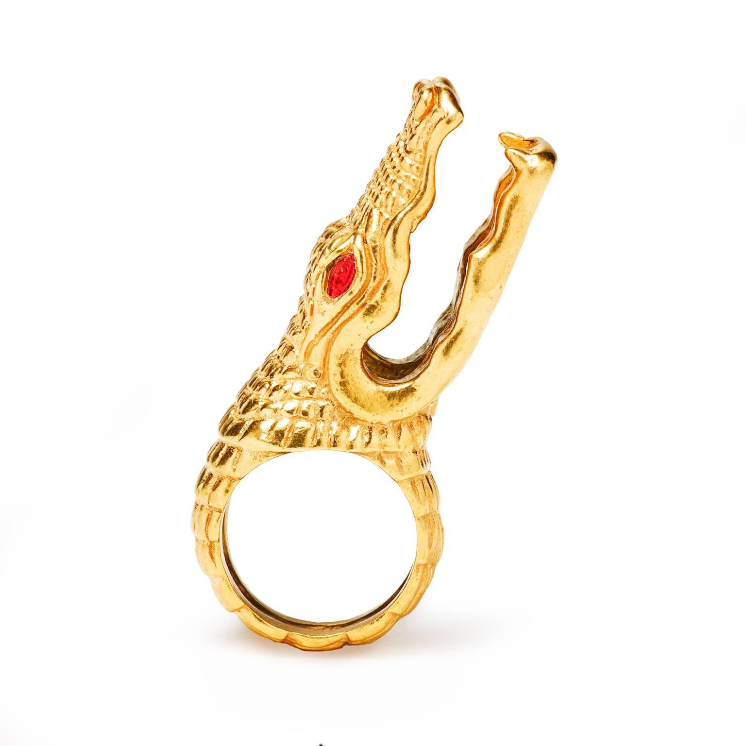 Alligator Ring. Size 7.
Red enameled eye. 
Gold Plated. 