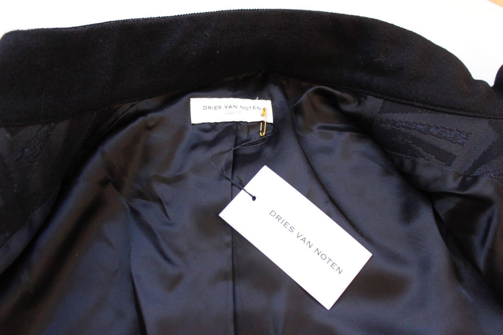 Dries van Noten Black Jacquard Pre Fall 2014 Clasp Jacket 42 uk 14 For Sale 2