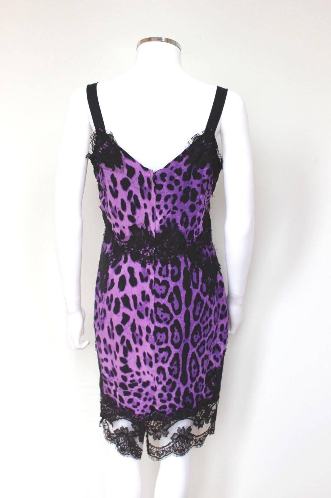 Dolce & Gabbana Black Lace Purple Leopard Print Dress 44 uk 12
There's nothing more flattering than Dolce & Gabbana dresses. 
The Italian brand nails evening wear so there's no occasion that doesn't call for one of its creations.
This stunning Dolce