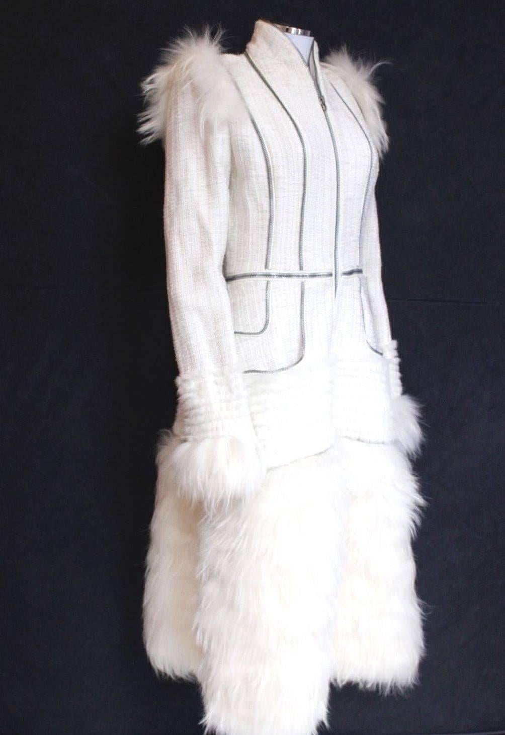 Gray Alexander McQueen Fall 2011 Paris Collection White Mink Fur Coat 44 uk 12  For Sale