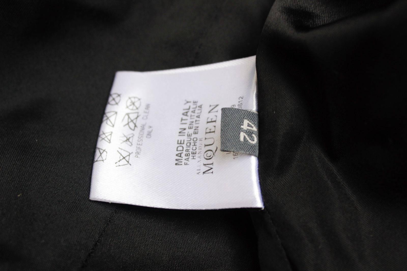 Women's Alexander McQueen Fall 2006 Black Mink Trim Coat 42 uk 10    For Sale