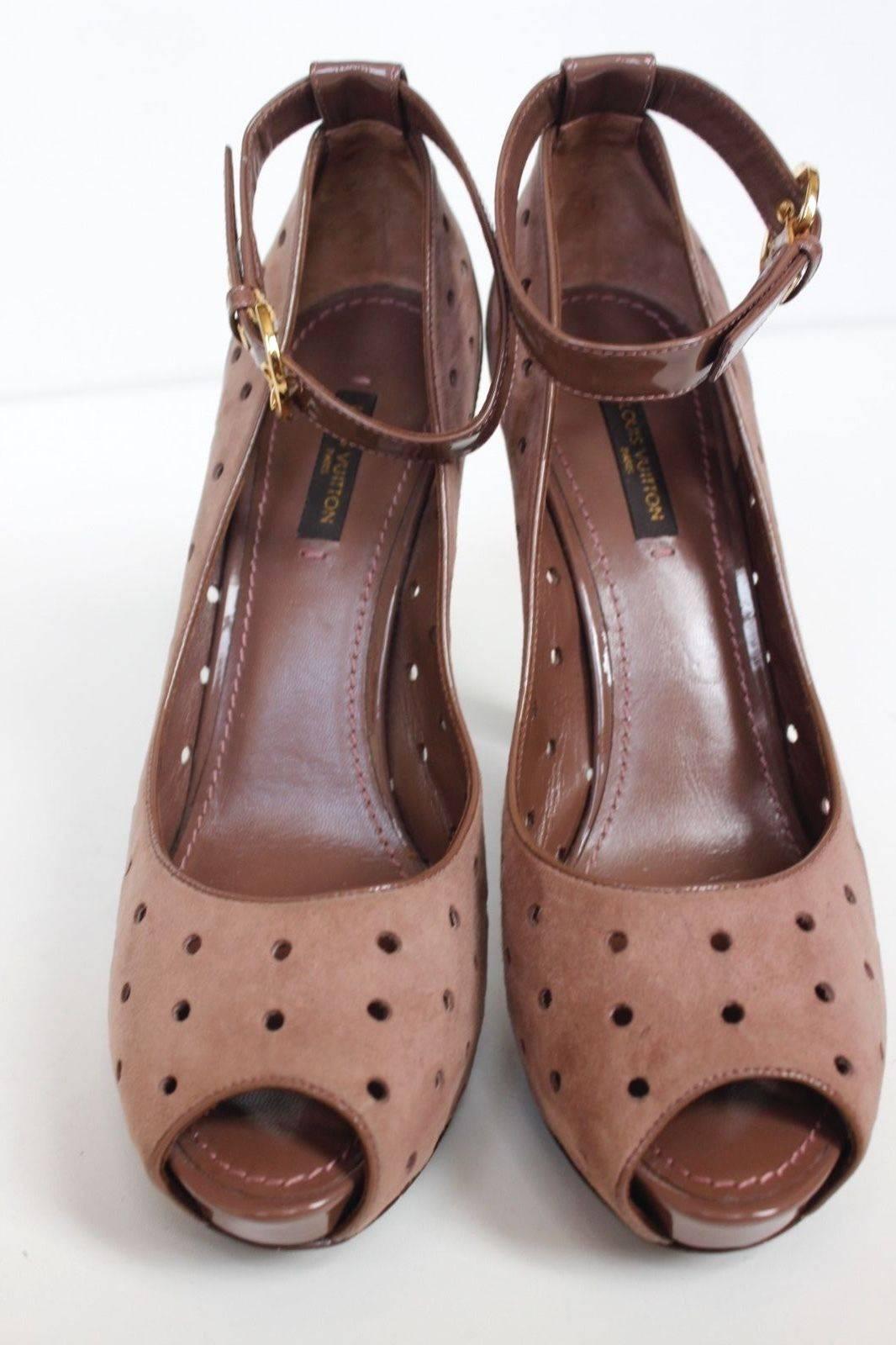 Brown LOUIS VUITTON Mauve Suede Perforated Pumps Heels 38 uk 5  