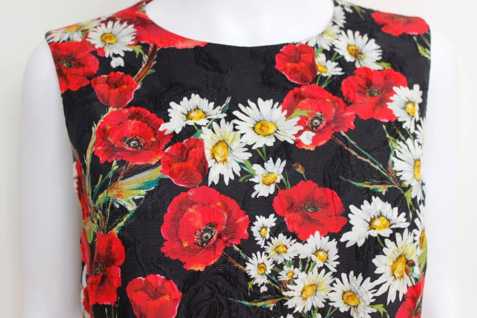 Red DOLCE & GABBANA 2016 Daisy and Poppy Print Shift Dress It 44 Uk 12  Black, red a For Sale