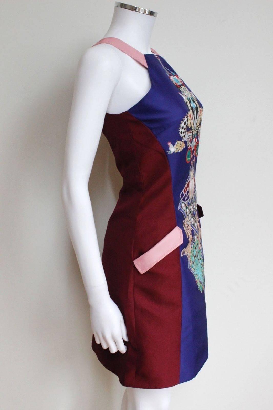 MARY KATRANTZOU Navy Fenbot Print Shift Dress uk 8   In New Condition For Sale In London, GB