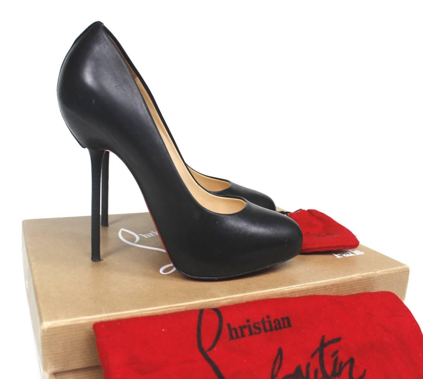 CHRISTIAN LOUBOUTIN Big Stack 120 leather pumps 36.5 UK 3.5

Christian Louboutin's pin-heeled leather pumps will bring instant sophistication to every look. 

Wear them to dress up a sweater and skinny jeans, flashing that signature red sole for a