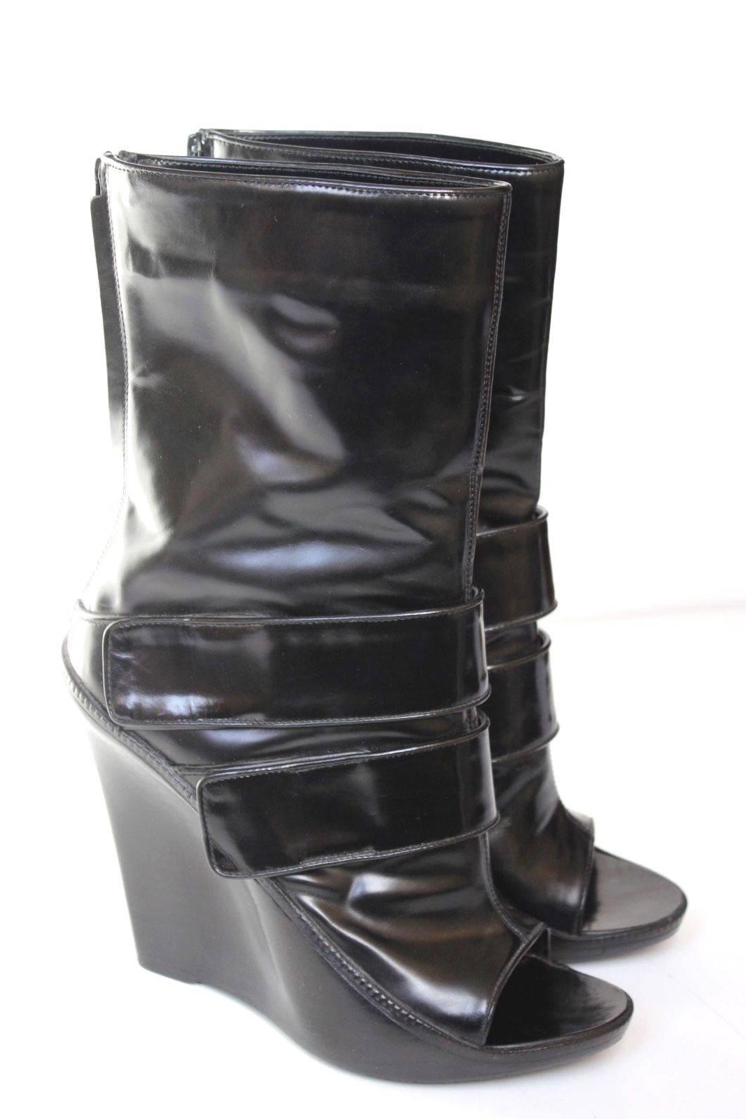 Givenchy Black Patent Leather Wedge Midi Boots 40.5 uk 7.5  In Good Condition For Sale In London, GB