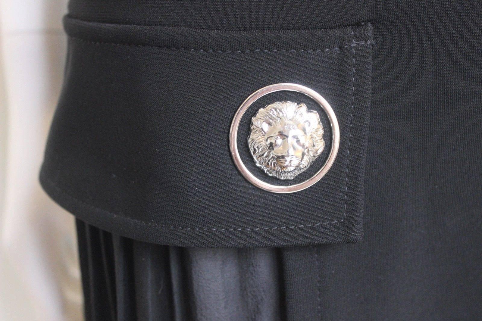 Women's or Men's Versus Versace Fall 2015 Black Sleeve Pleated Dress it 42 UK 10- 8 For Sale