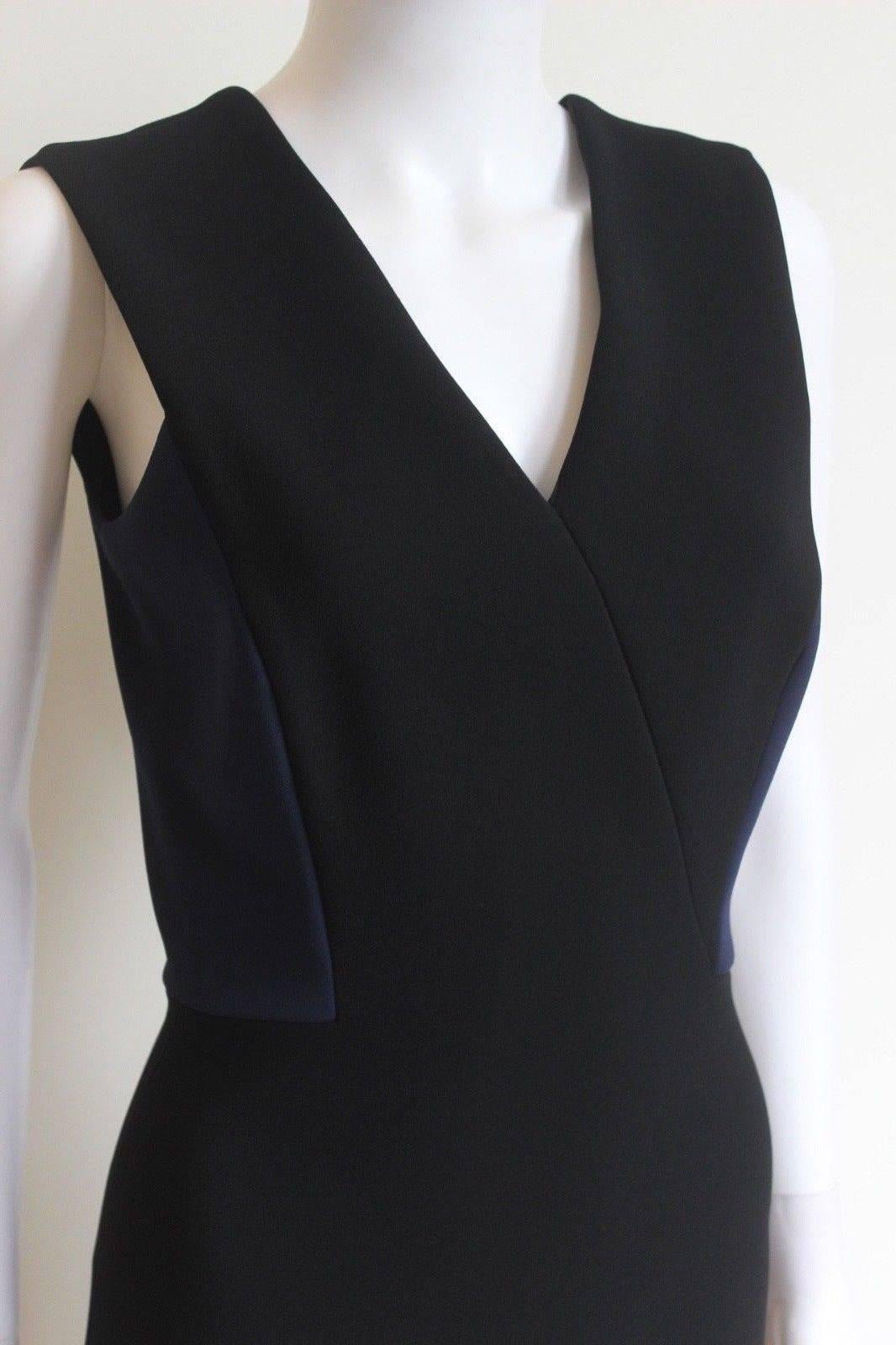 New Victoria Beckham V-Neck Sheath Dress, Black/Navy uk 8-10  In New Condition For Sale In London, GB