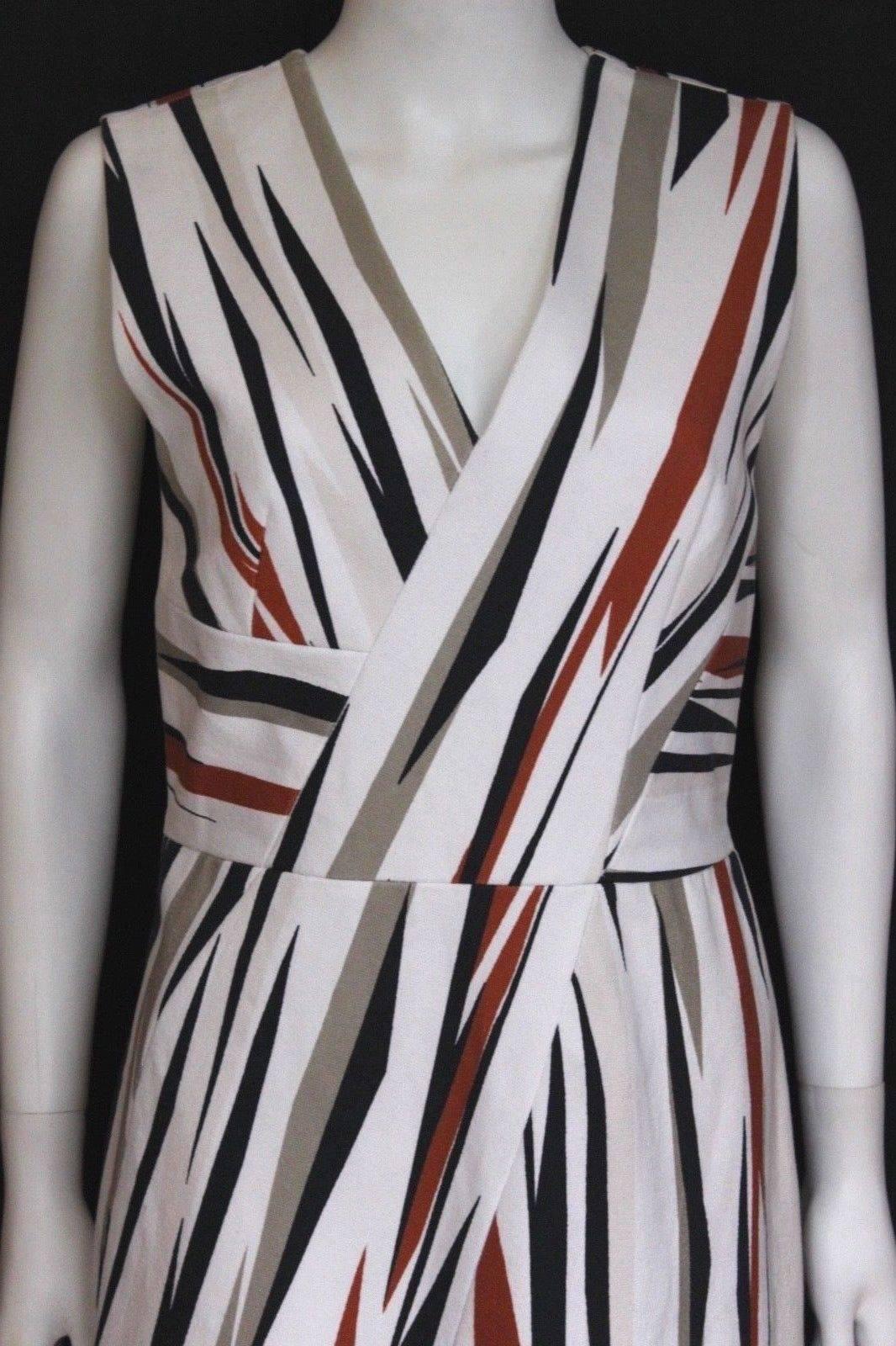 New Bottega Veneta Cotton striped Dress 42 uk 10 
Rich cotton A lind dress, white with multi coloured stripes 
Midi length 
Length 45 inches, chest 17 inches across, waist 14.5 inches, hips 19.5 inches across laid flat.
Excellent new condition  
