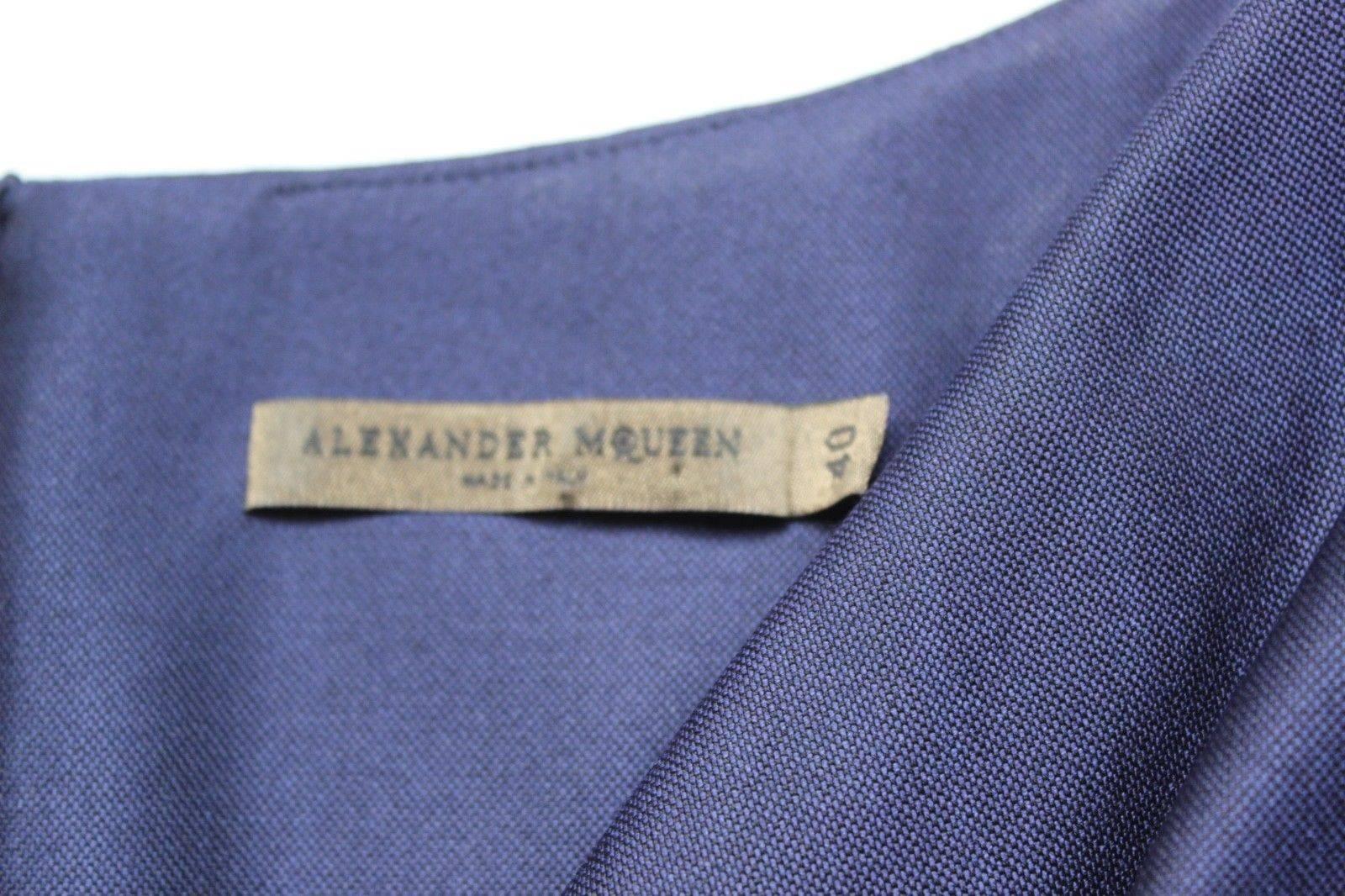 Alexander McQueen Navy A/W 2005 Runway Collection Dress It 40 uk 8 For Sale 2