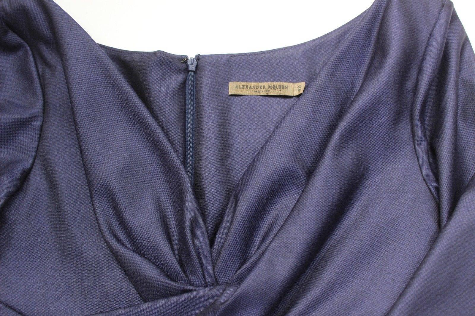 Alexander McQueen Navy A/W 2005 Runway Collection Dress It 40 uk 8 For Sale 3