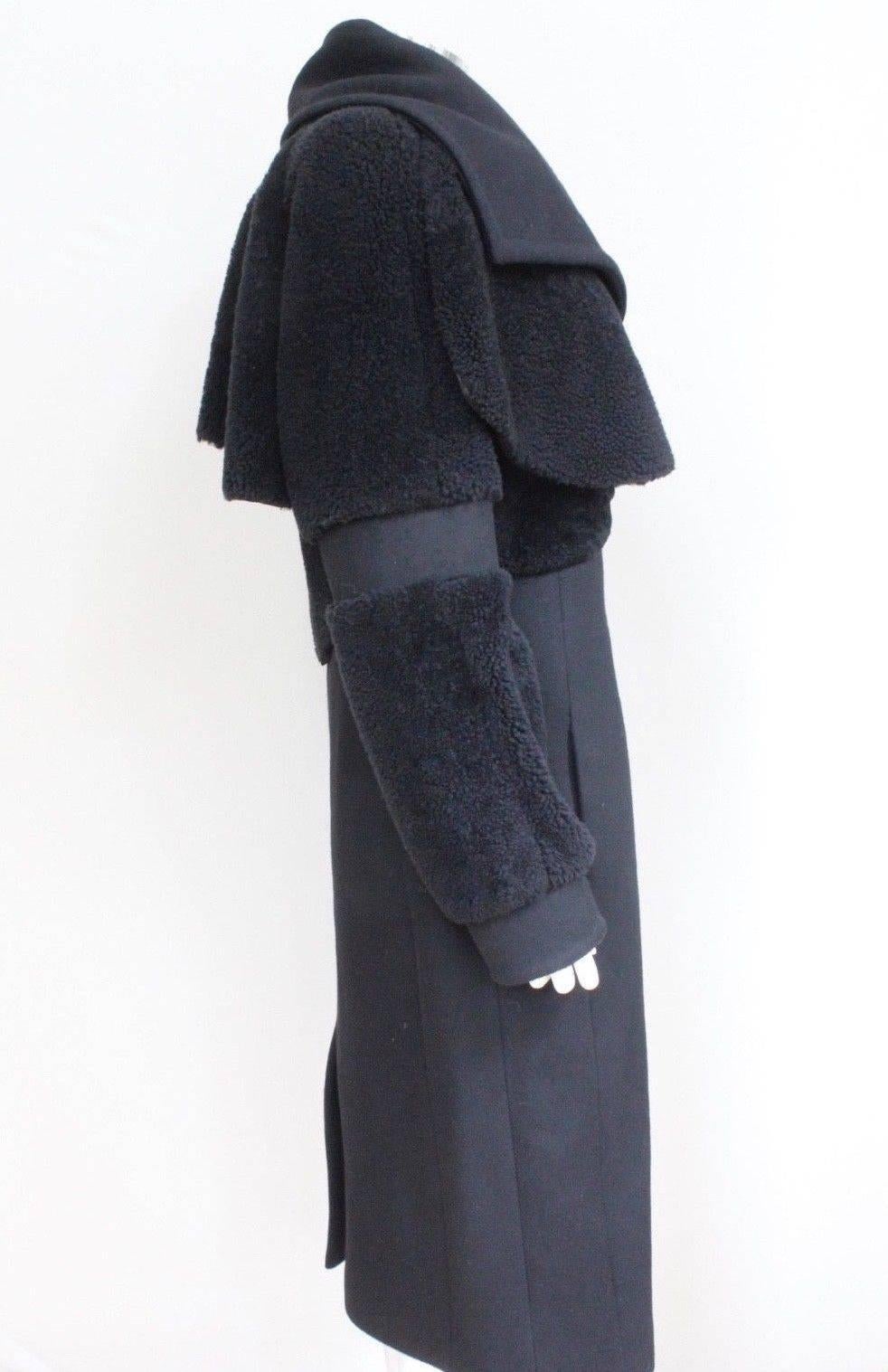 Women's £2800 Antonio Berardi Black Shearling Fur Cape Coat It 40 uk 8   For Sale