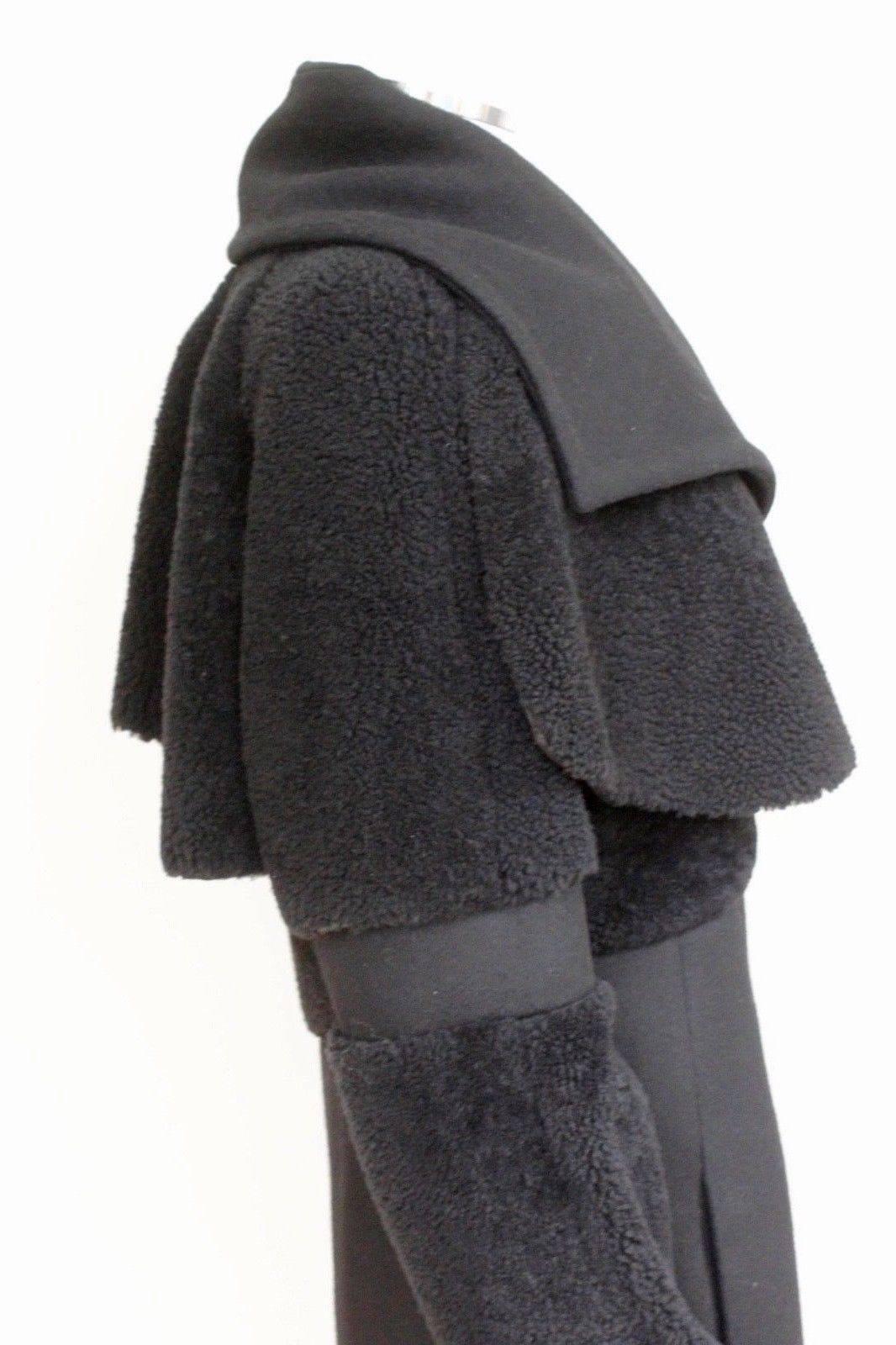 £2800 Antonio Berardi Black Shearling Fur Cape Coat It 40 uk 8   For Sale 1