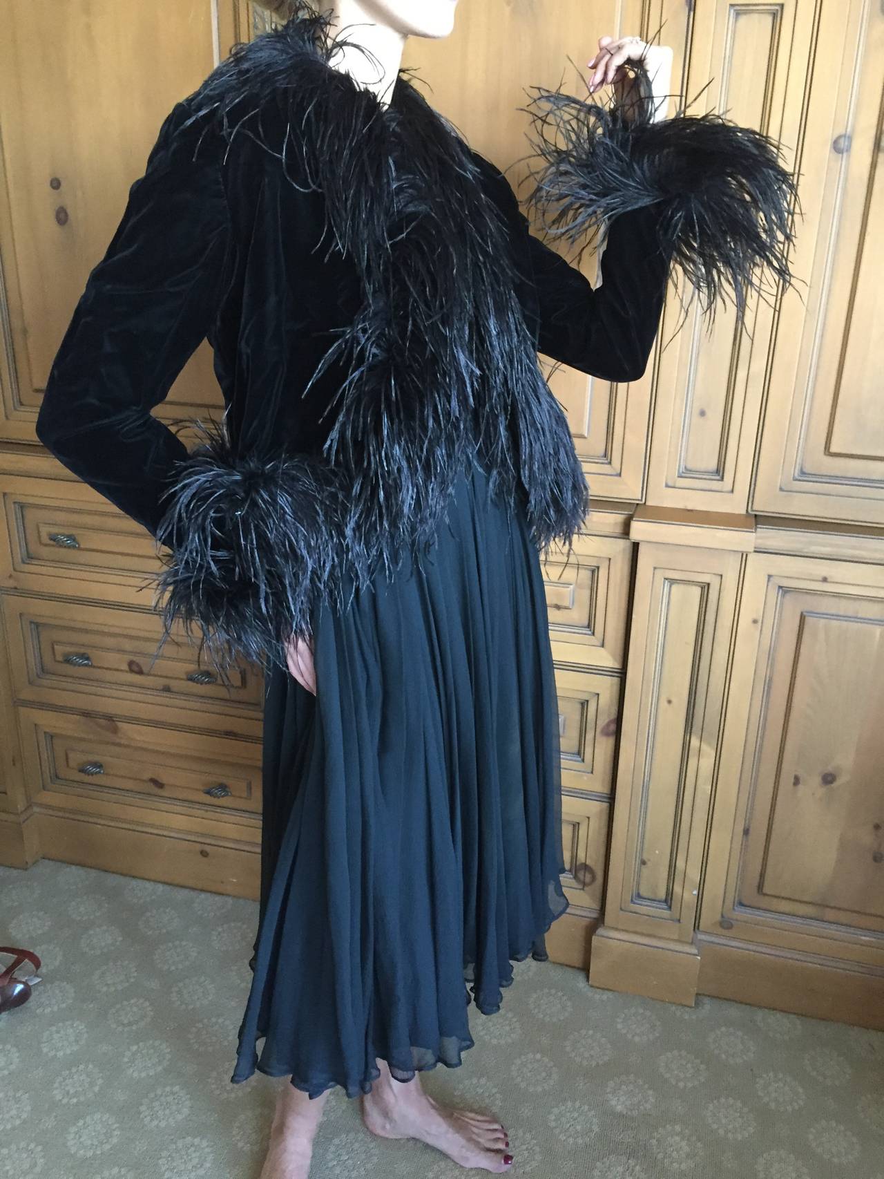Black Velvet Ostrich Feather Trim Jacket by Mollie Parnis In Excellent Condition In Cloverdale, CA