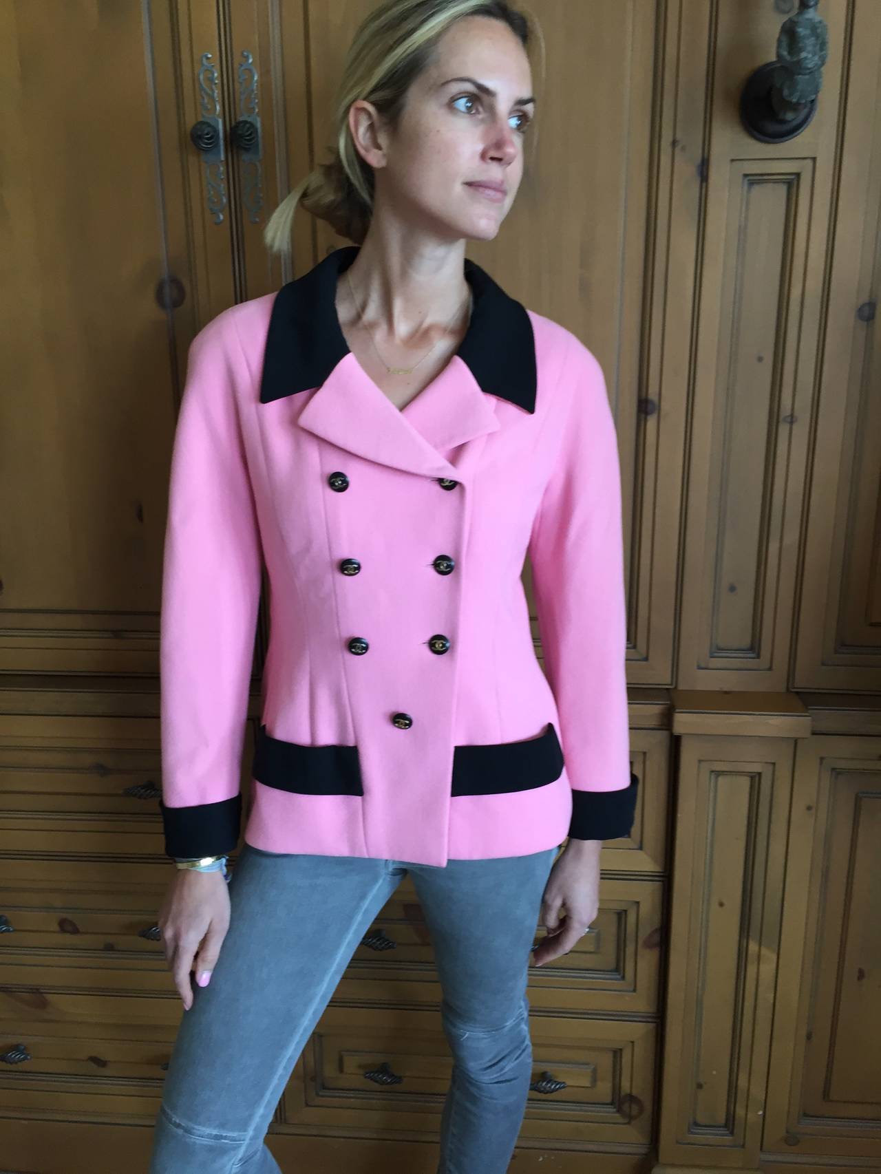 Chanel Iconic Vintage Pink Boucle Jacket with Black Trim 3