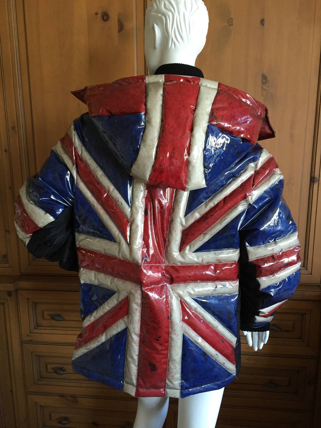 Jean Paul Gaultier Punk Union Jack Puffer Coat 
UNISEX
The Union Jack and zippers paid homage to British Punk, Rosbifs in Space