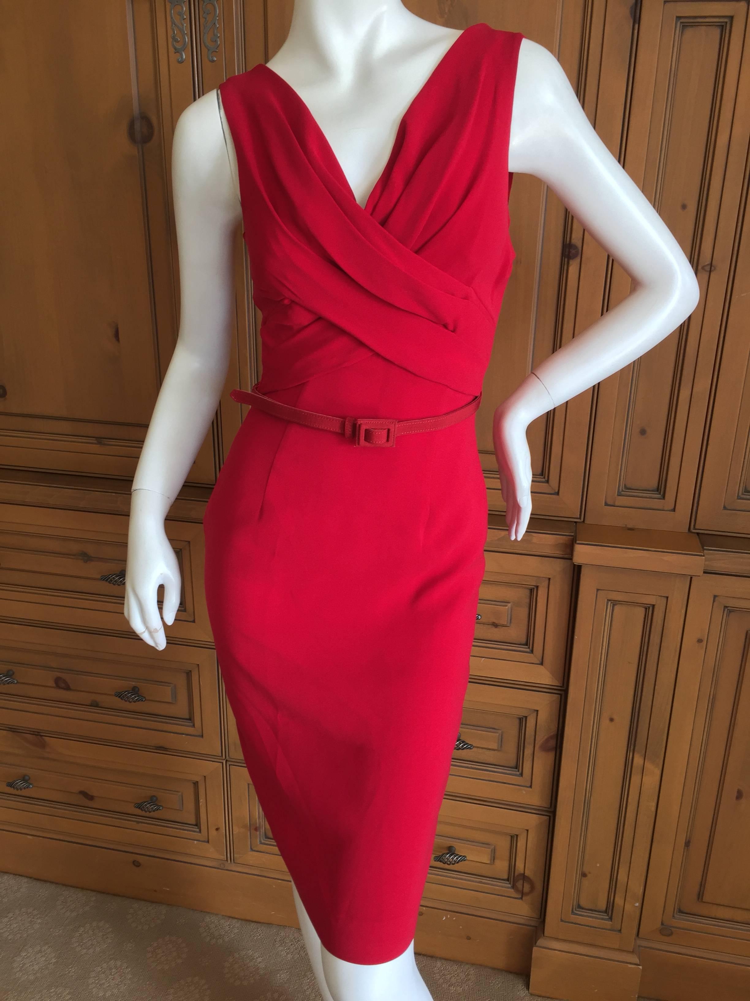 Christian Dior by John Galliano Rotes Kleid mit Gürtel im Zustand „Hervorragend“ in Cloverdale, CA