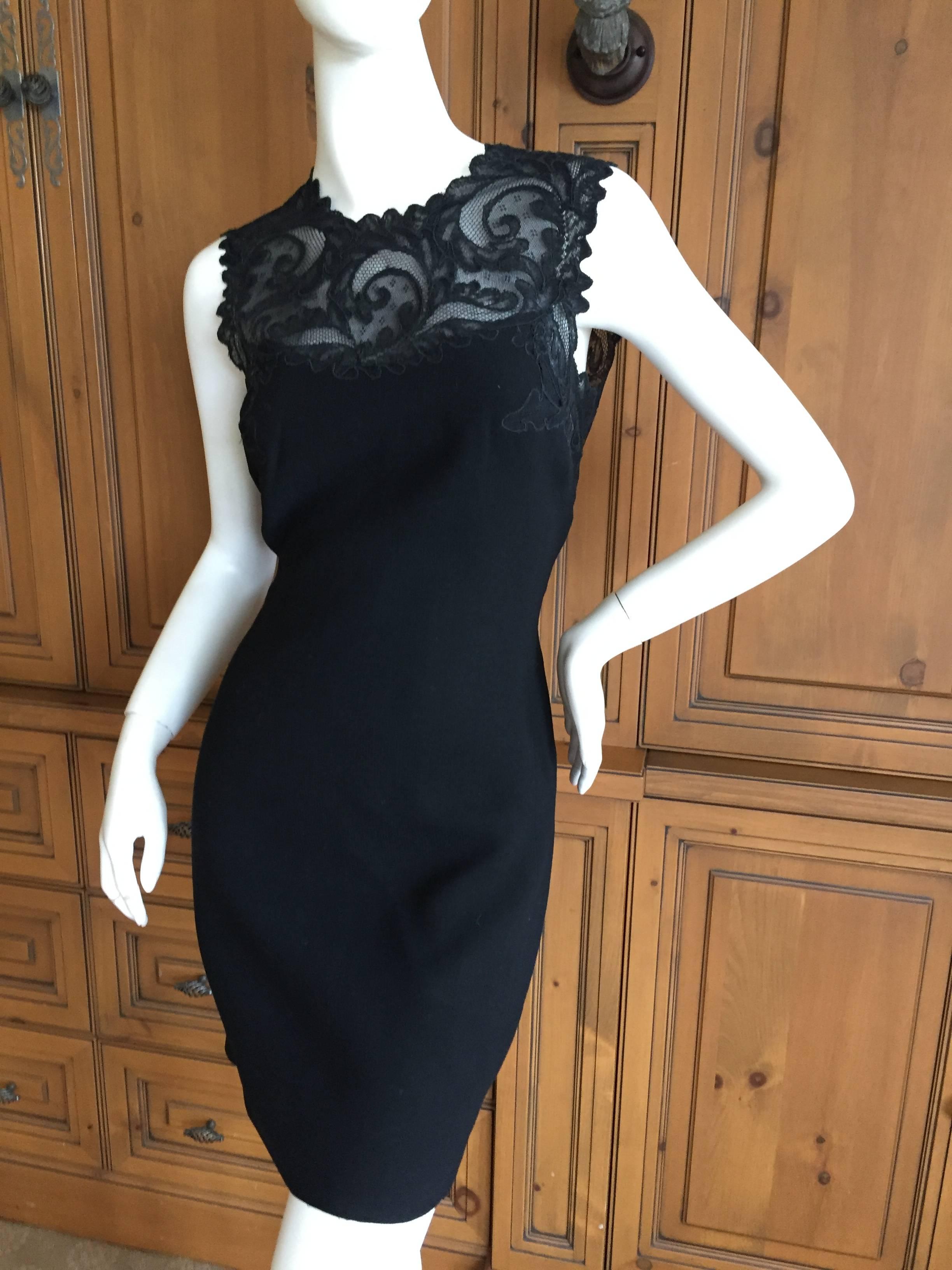 Gianni Versace Couture Lace Accented Little Black Dress In Excellent Condition For Sale In Cloverdale, CA