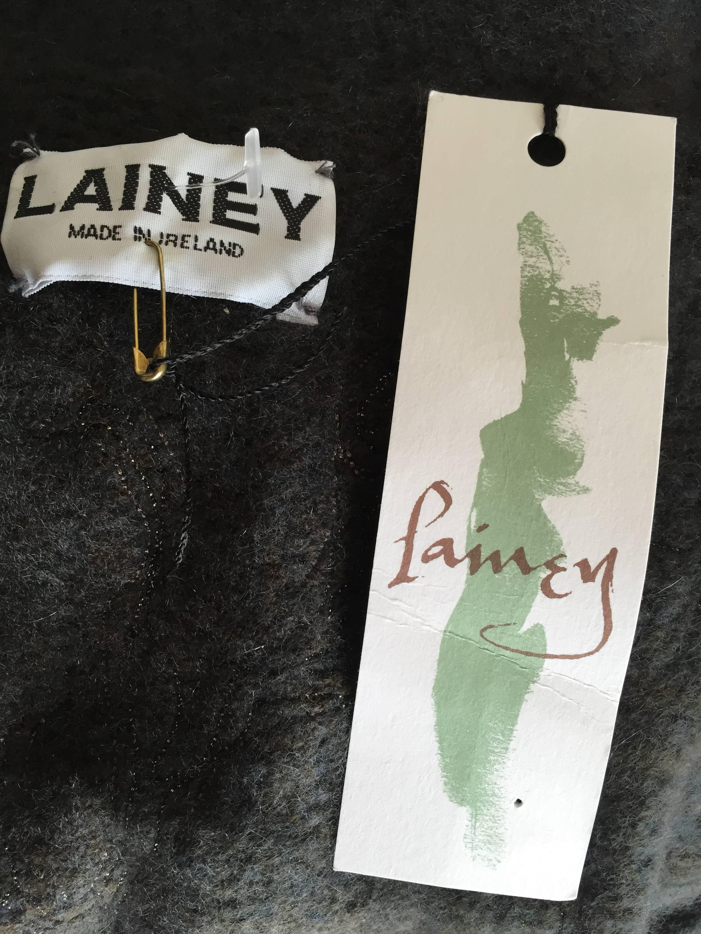 Lainey Keogh Pure Cashmere Coat with Gold Dragon Embroidery NWT For Sale 2