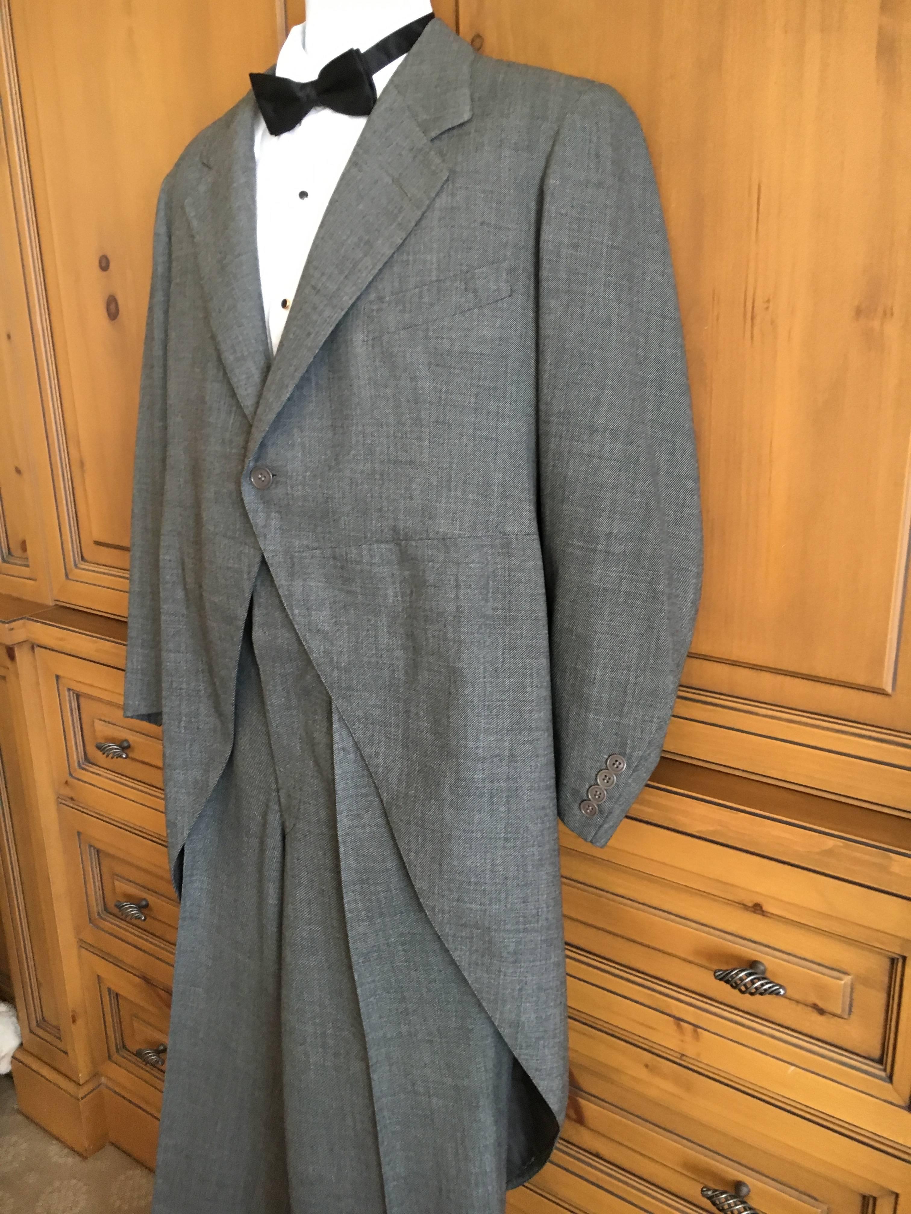 1941 Men's Gray Formal Cutaway Tailcoat Suit Dunne & Co. For Sale 4