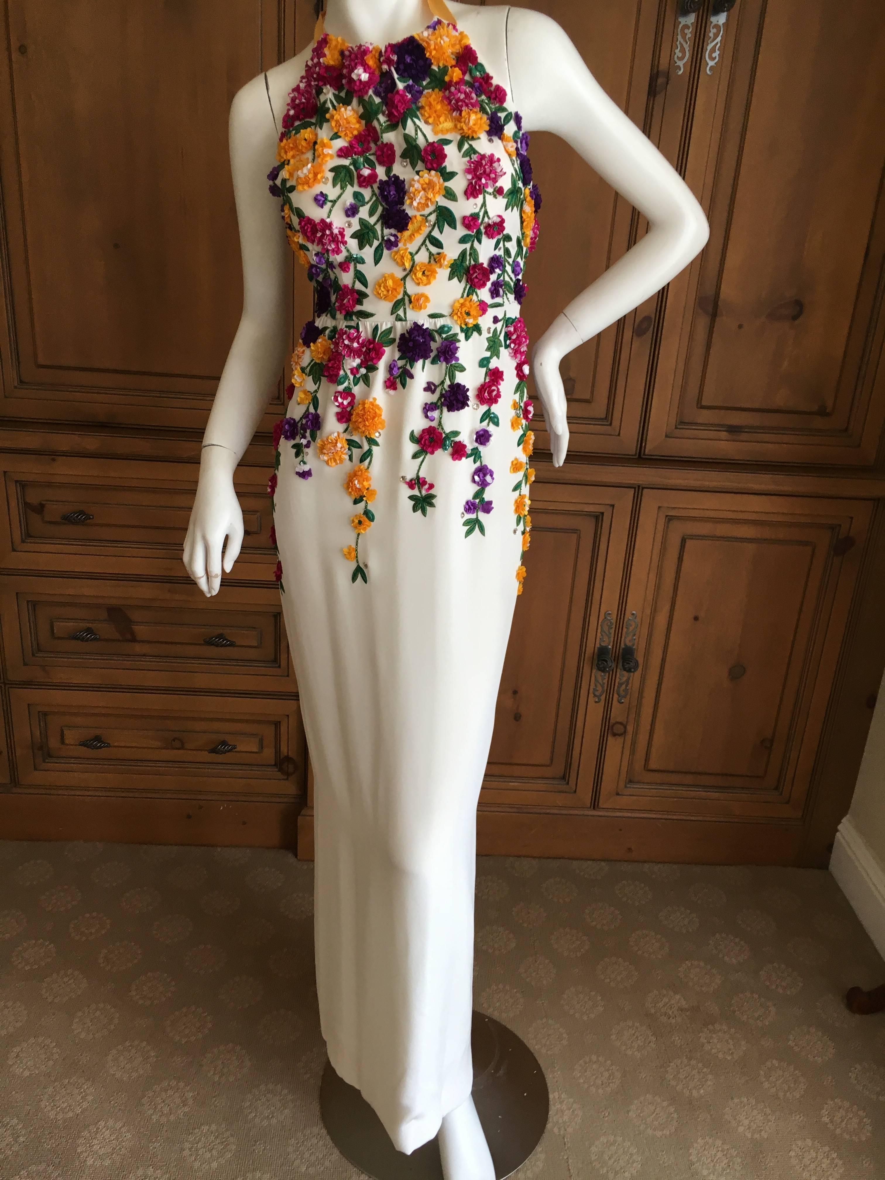 Oscar de la Renta Ivory Silk Halter Dress with Embellished Floral Details In Excellent Condition In Cloverdale, CA