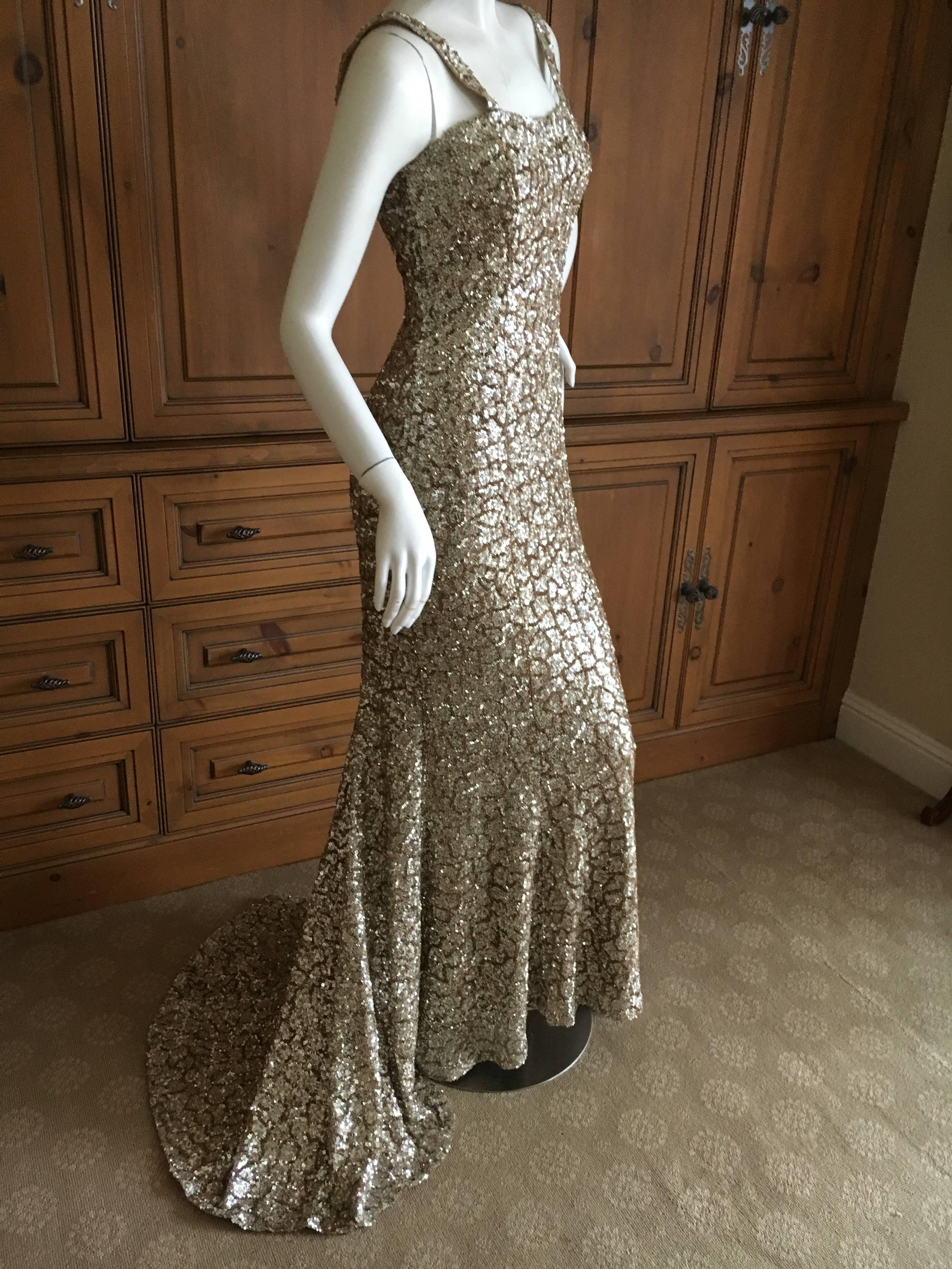 Monique Lhuillier Gold Sequin Mermaid Gown with Train In Excellent Condition For Sale In Cloverdale, CA