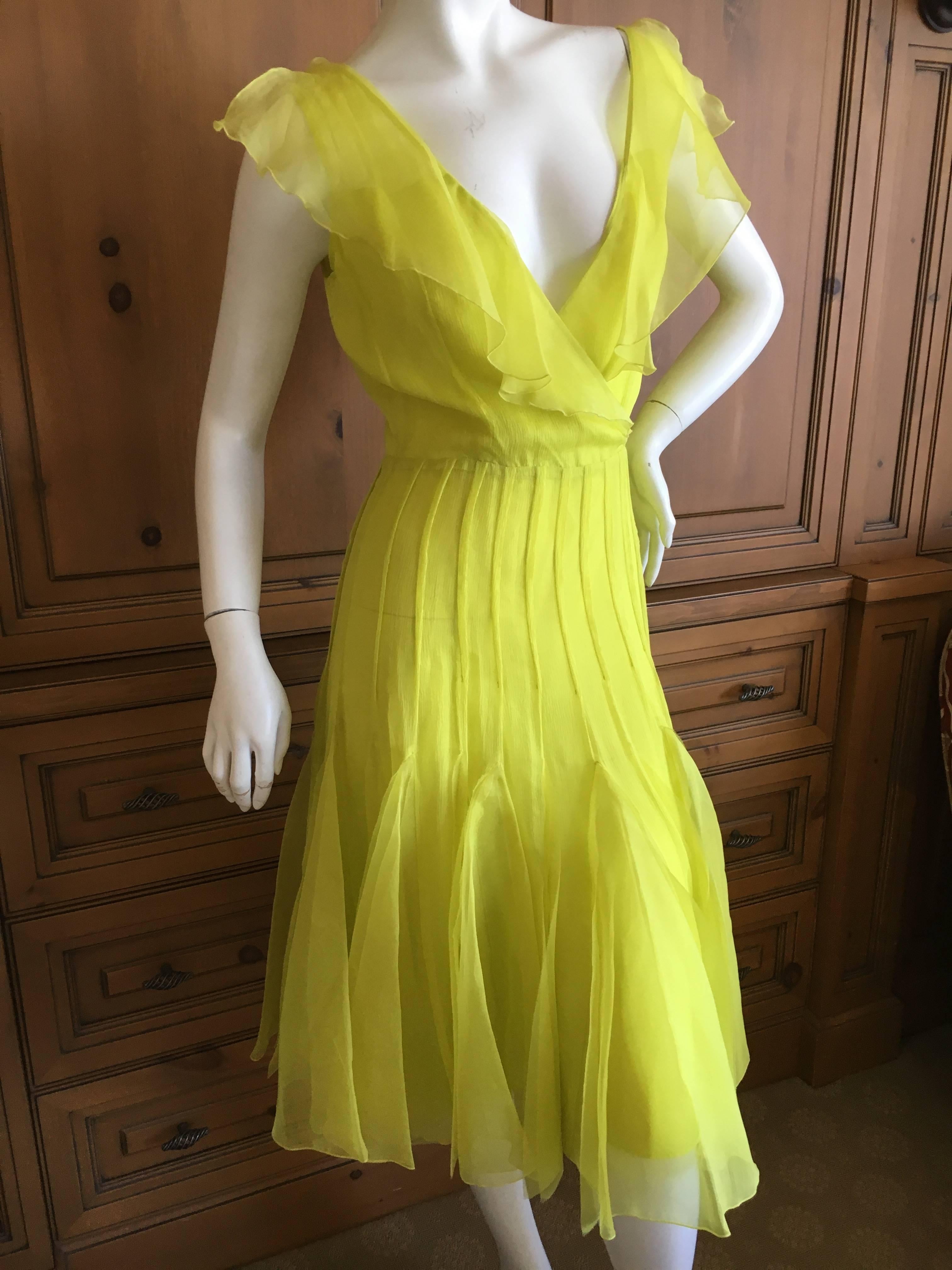 Oscar de la Renta Neon Green Silk Chiffon Low Cut Dress For Sale 2