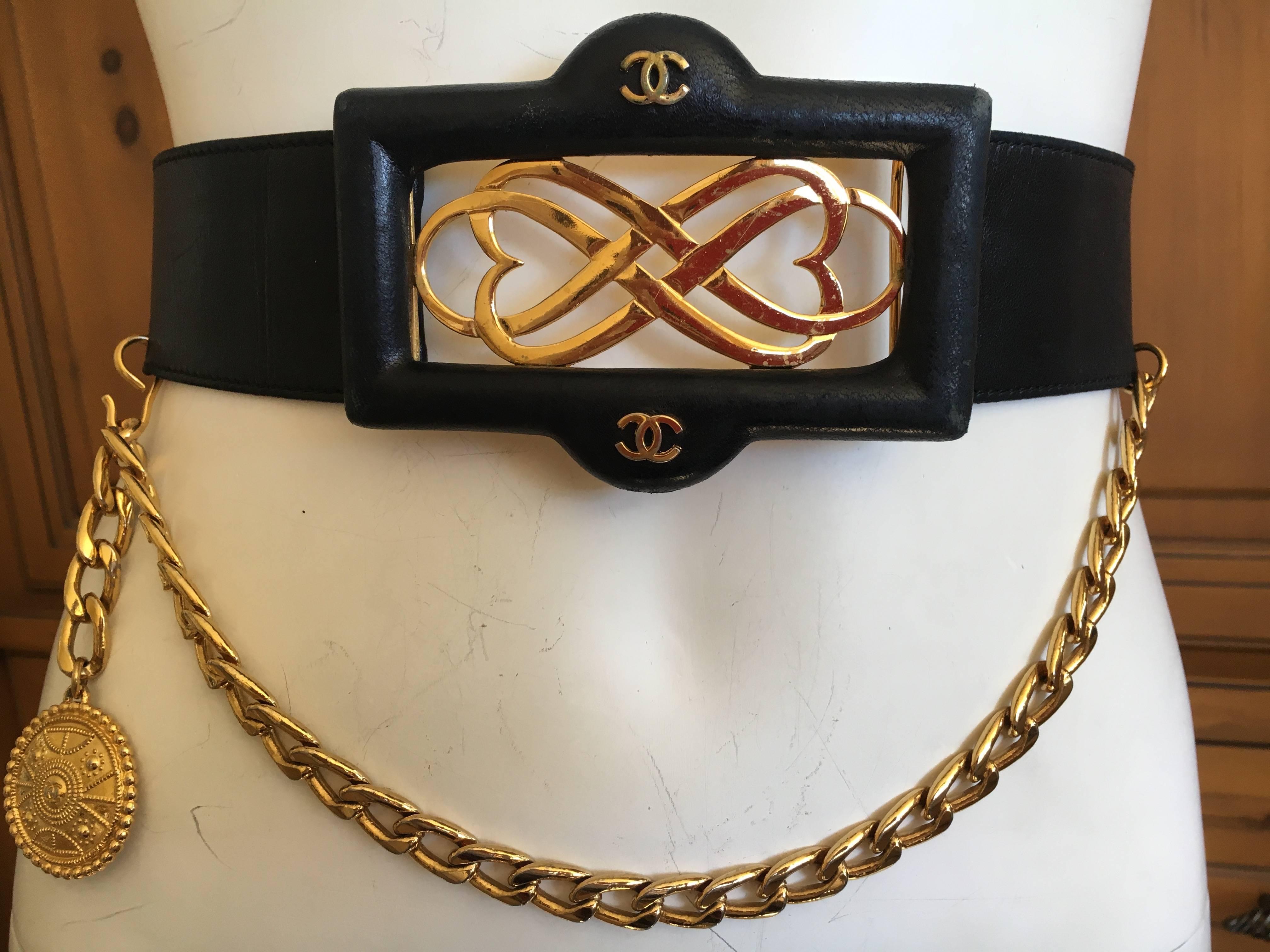 Women's or Men's Chanel Vintage 1980's Wide Black Leather Belt with Chain