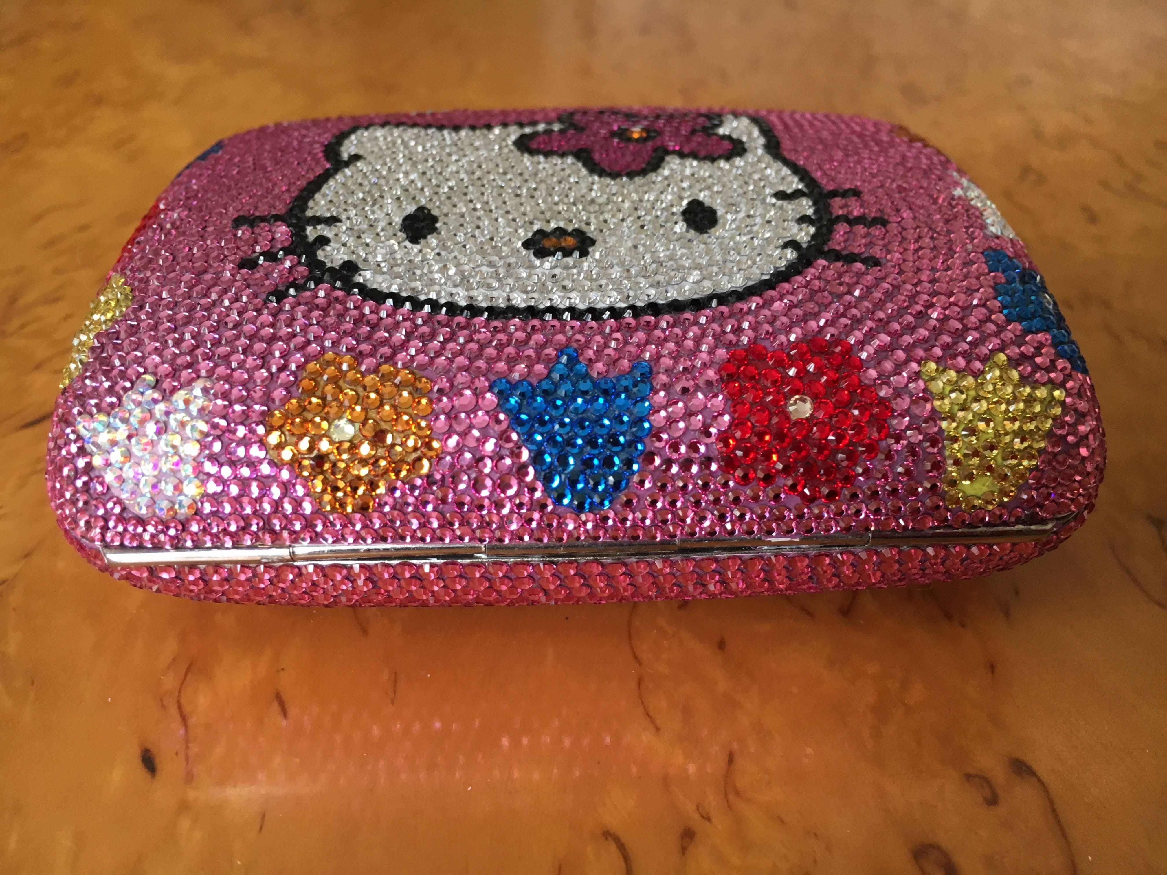 Judith Leiber Rare Hello Kitty Jeweled Mini Minaudière In New Condition For Sale In Cloverdale, CA