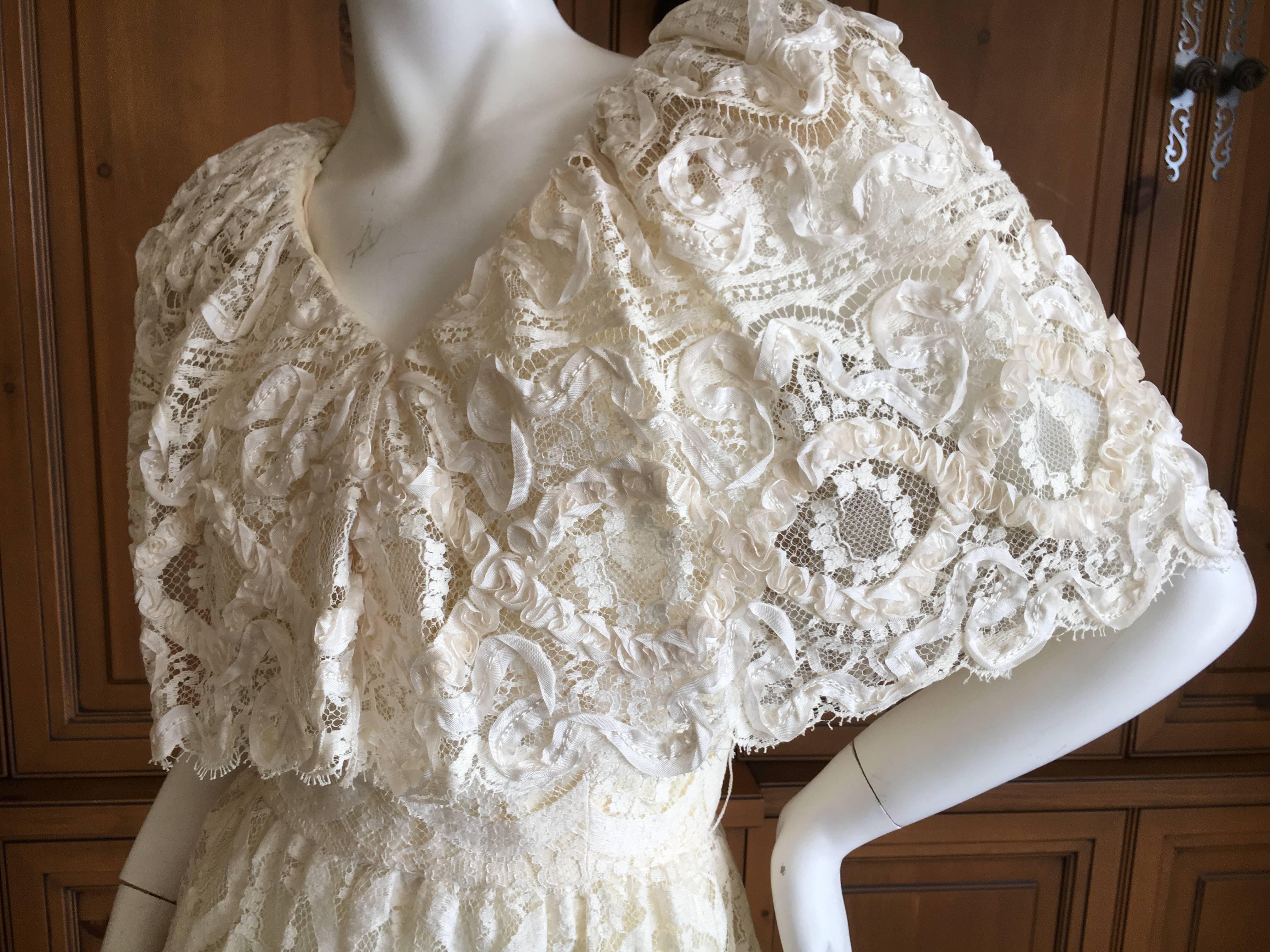 Cream Lace Cape Collar Dress from Morton Myles for the Warrens In Excellent Condition For Sale In Cloverdale, CA