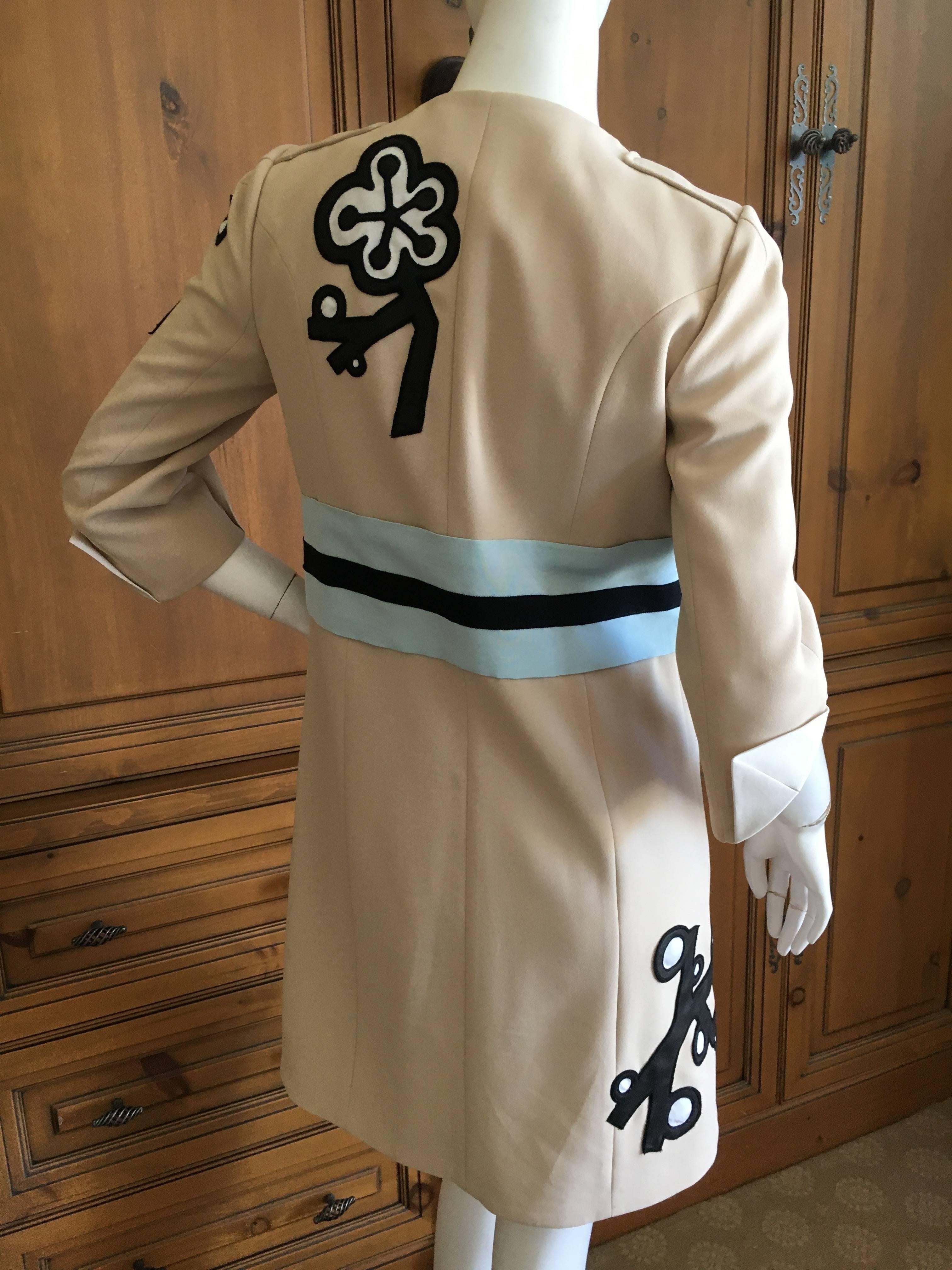Andrew Gn Paris Graphic Belted Coat In Excellent Condition In Cloverdale, CA