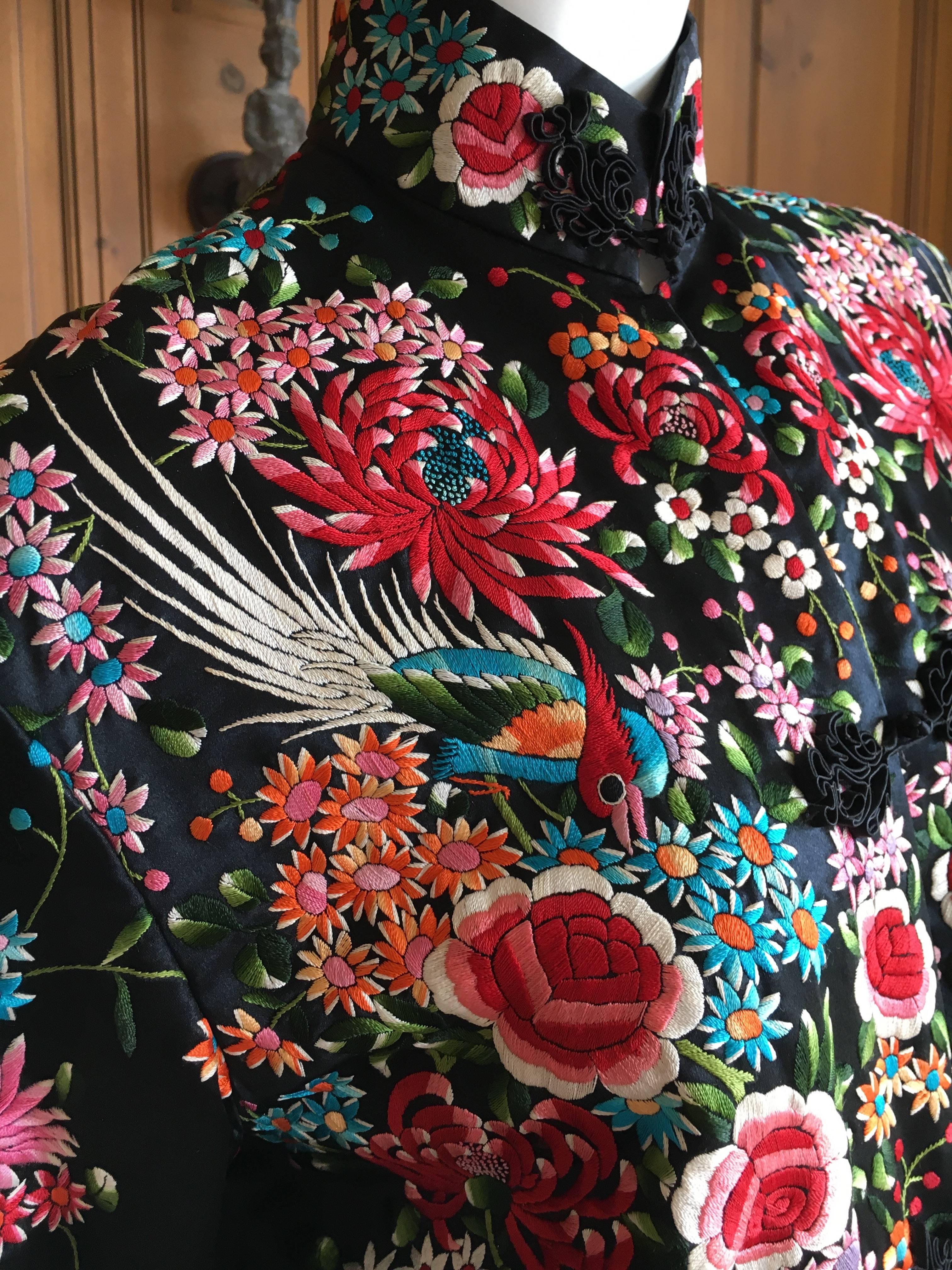 1920's Asian Exquisite Embroidered Evening Coat with Chrysanthemum and Birds For Sale 1