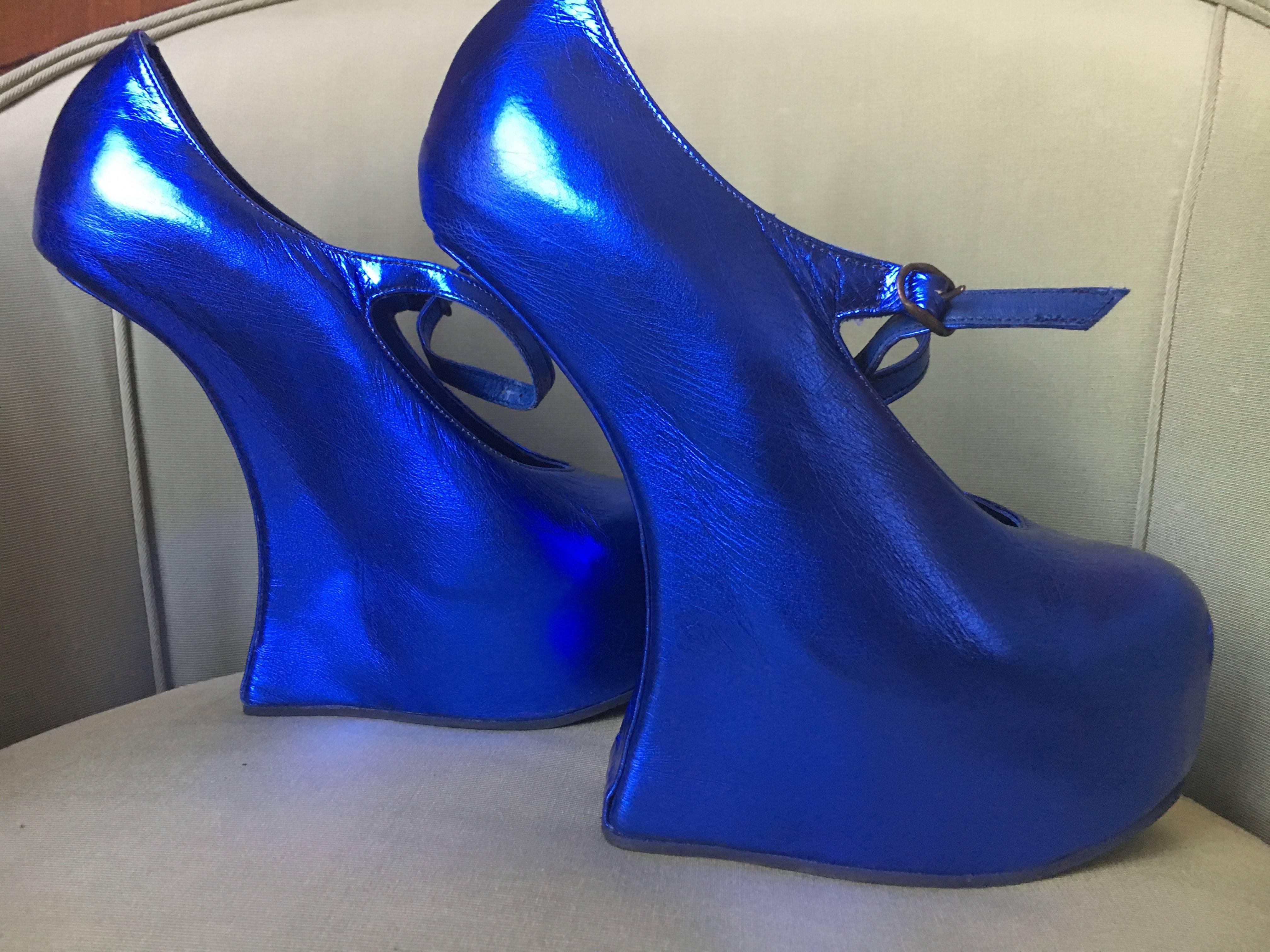 neon blue pumps