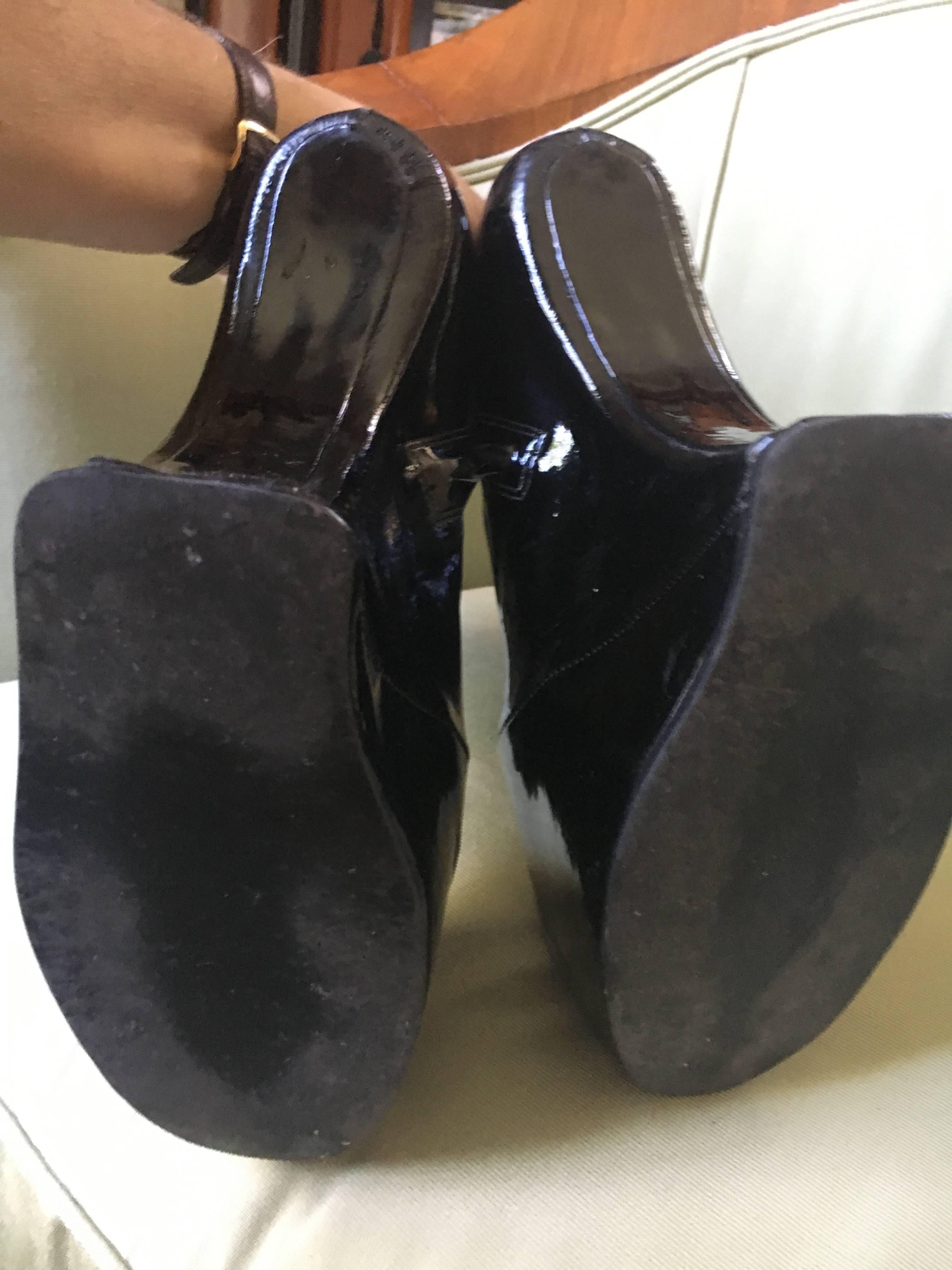 Natacha Marro London Black Patent Leather Fetish Heelless Platform Booties In Excellent Condition For Sale In Cloverdale, CA