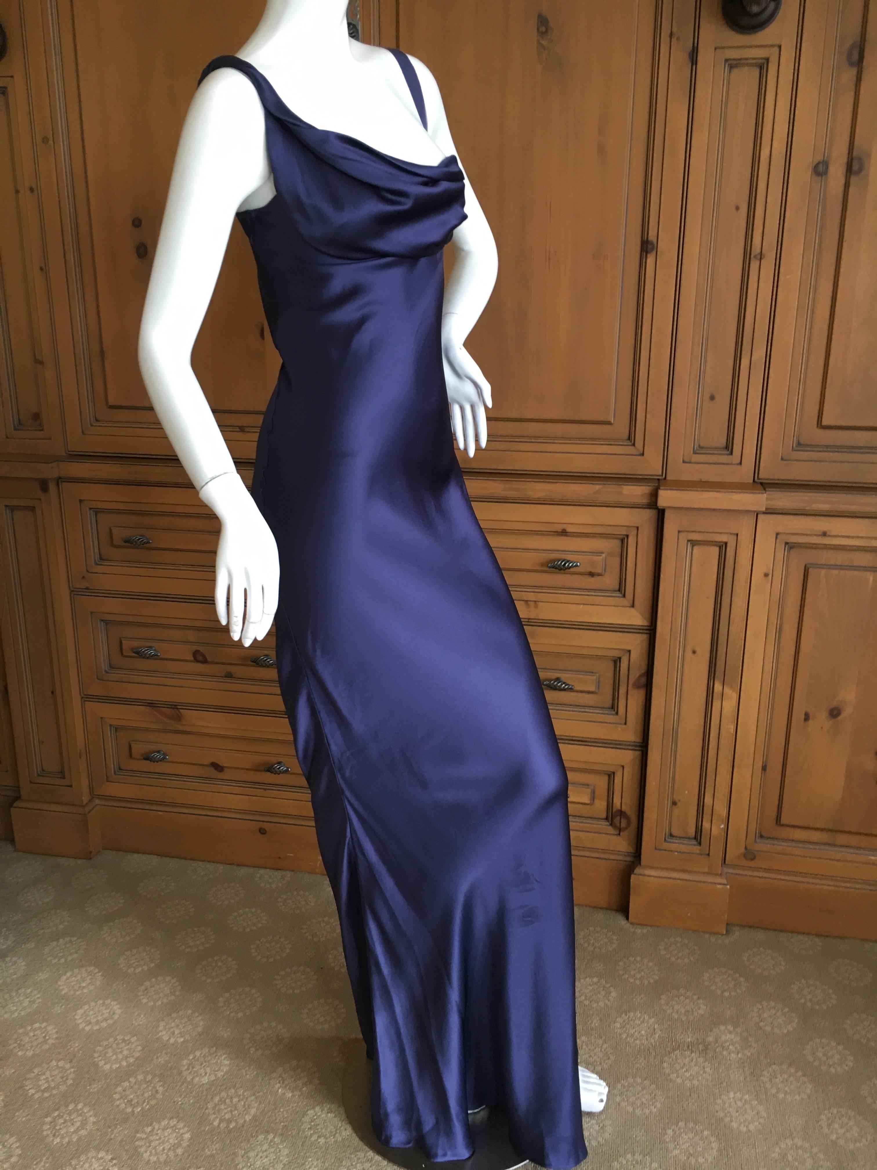 John Galliano Gorgeous Purple Bias Cut Evening Dress.
Early 2000's.
Size 38
Bust 36"
Waist 28"
Hips 41"
Length 62"
Excellent condition
