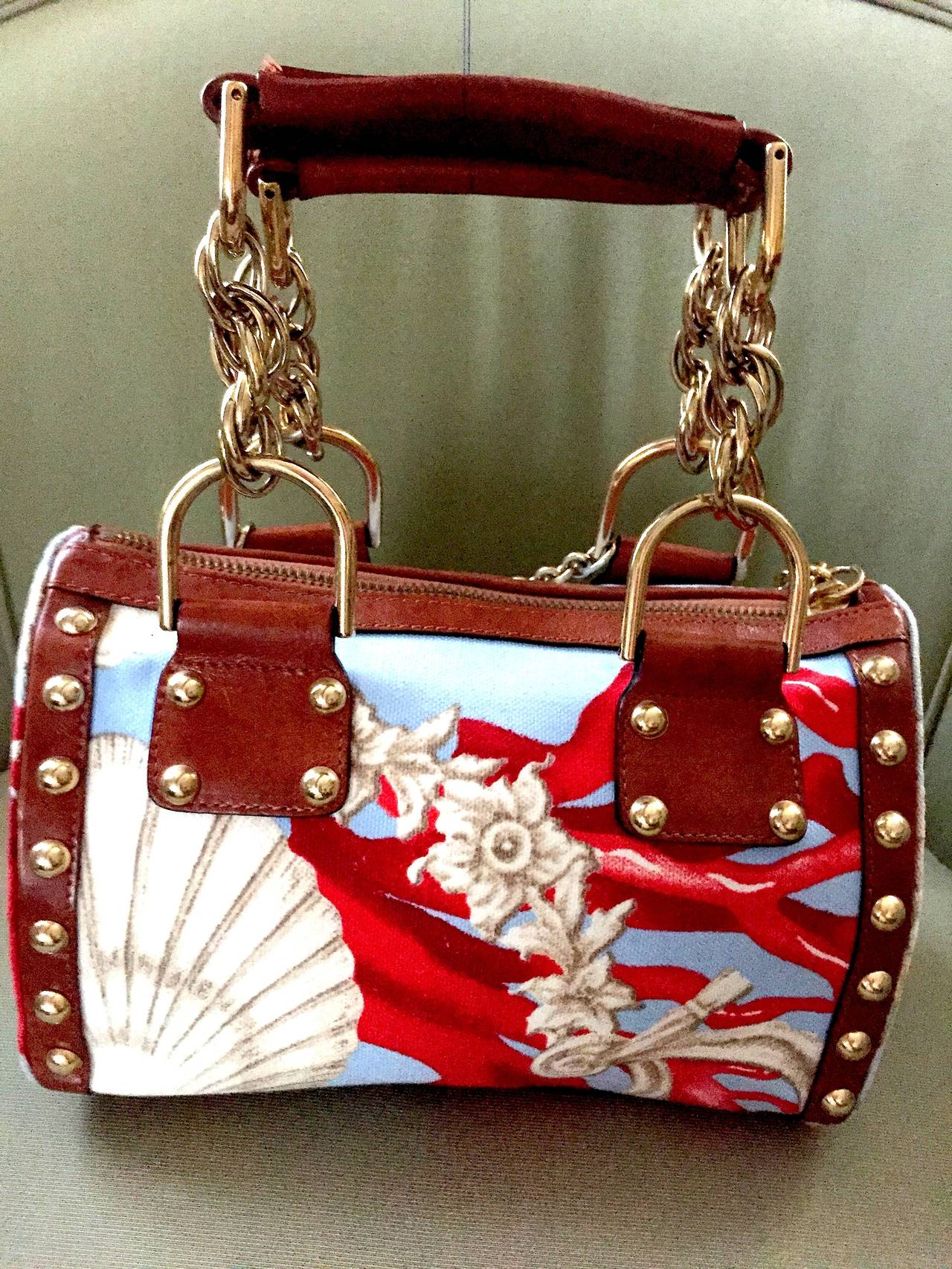 Versace Vintage Sea Shell Mini Handbag 1992 In Excellent Condition In Cloverdale, CA