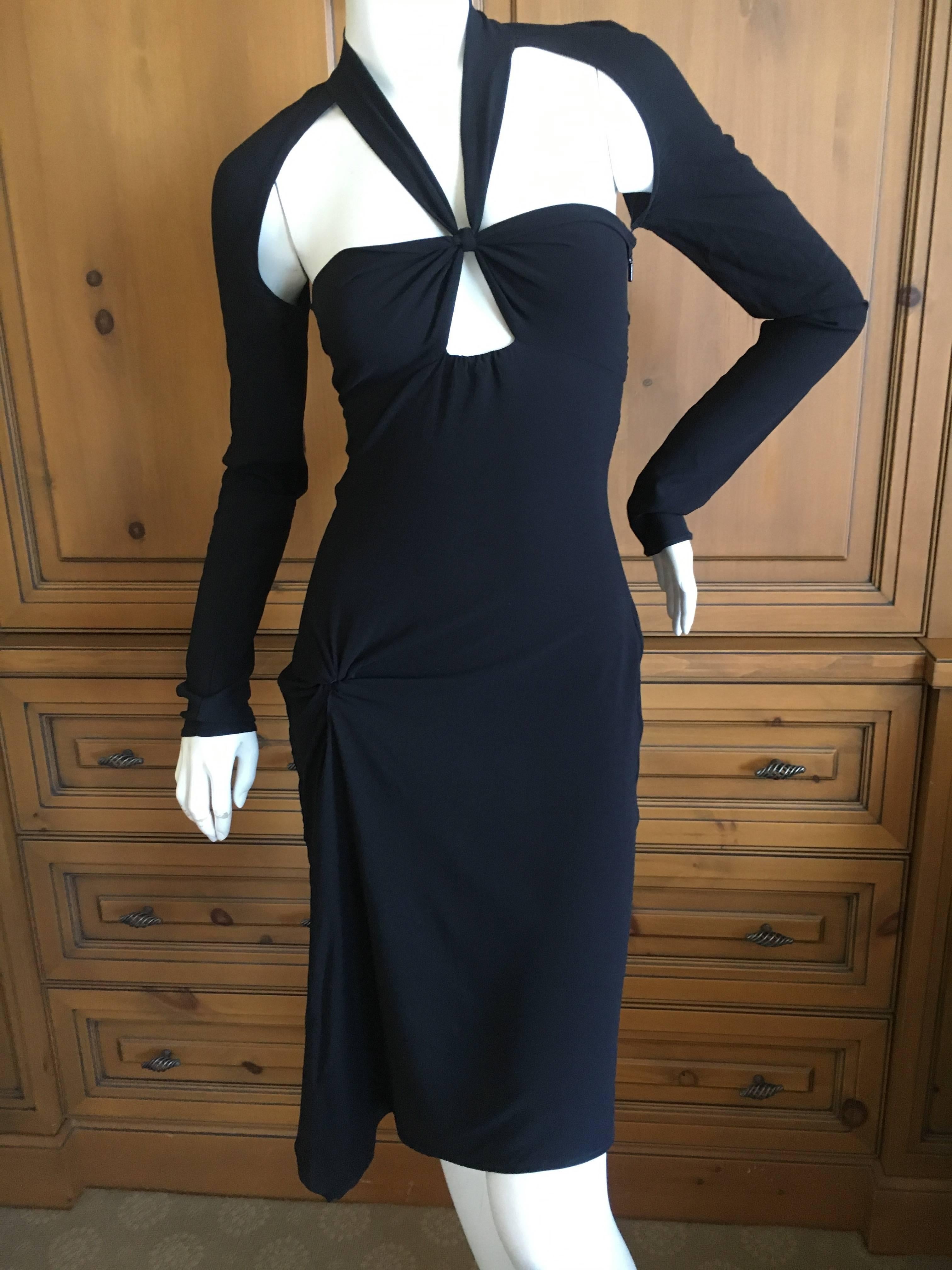 Gucci by Tom Ford Black Backless Key Hole Dress.
Iconic Tom Ford for Gucci.
Size 40
Bust 36