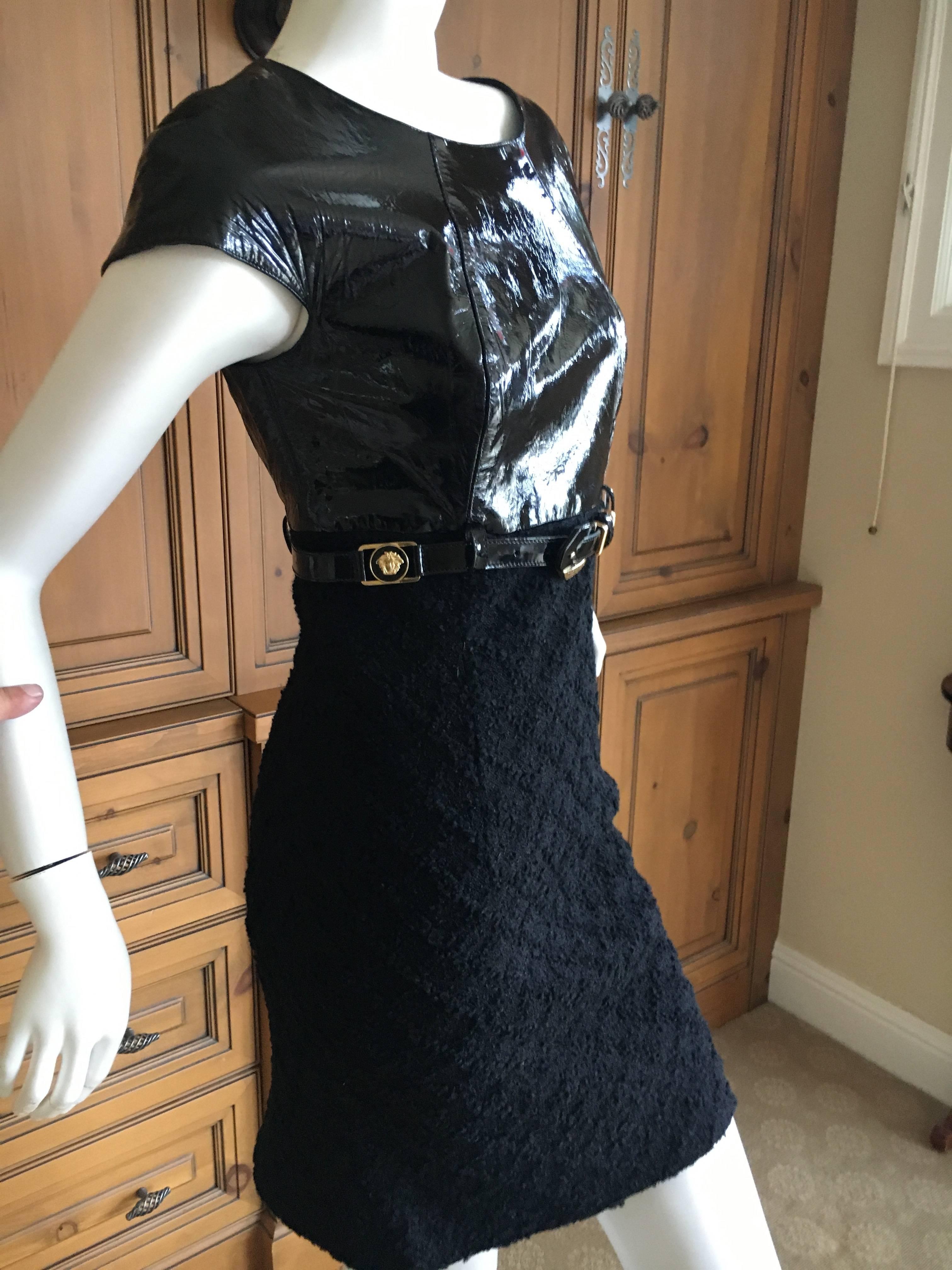 Gianni Versace Couture 1980's Black Patent & Boucle Mini Dress w Medusa Belt For Sale 2