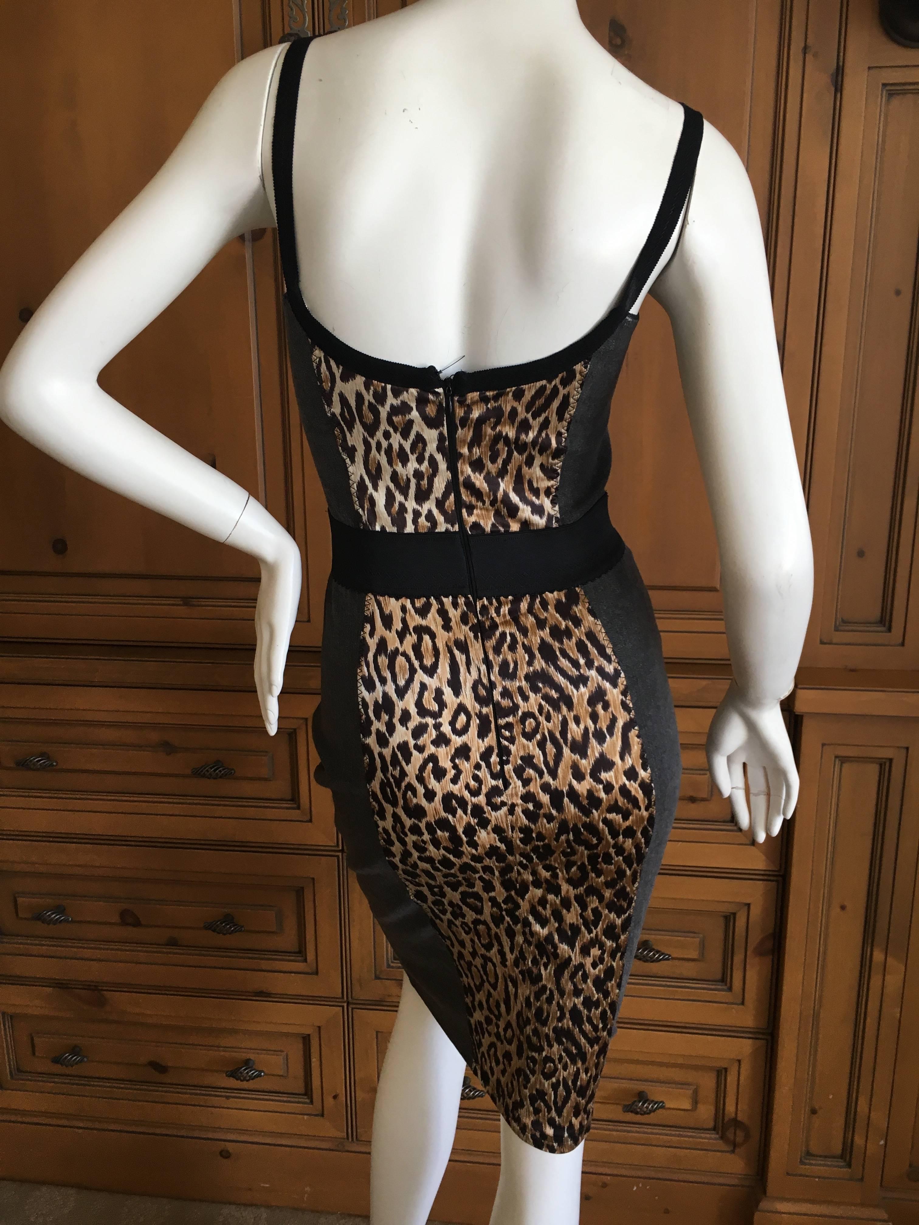 D & G Dolce & Gabbana Vintage Leopard Stretch Dress In Excellent Condition In Cloverdale, CA