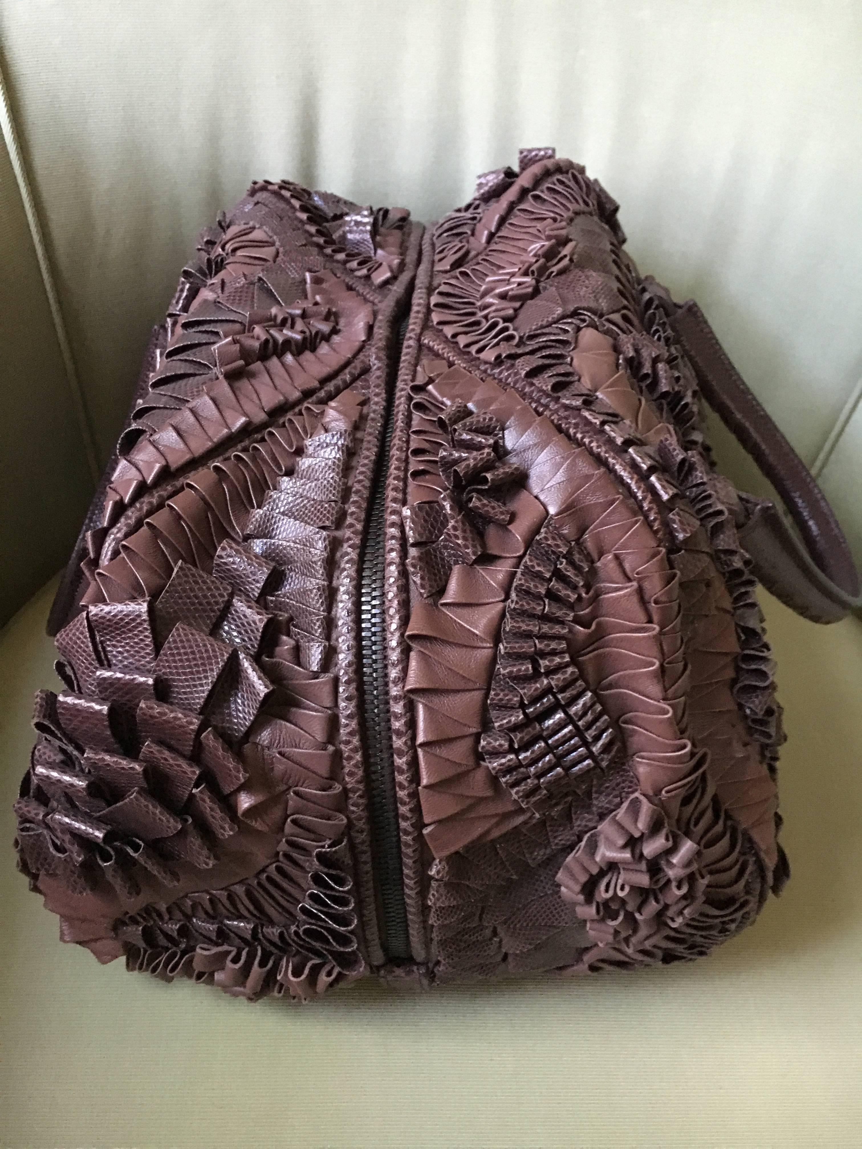 Bottega Veneta Rare Limited Edition Aubergine Woven Leather and Lizard Bag For Sale 3