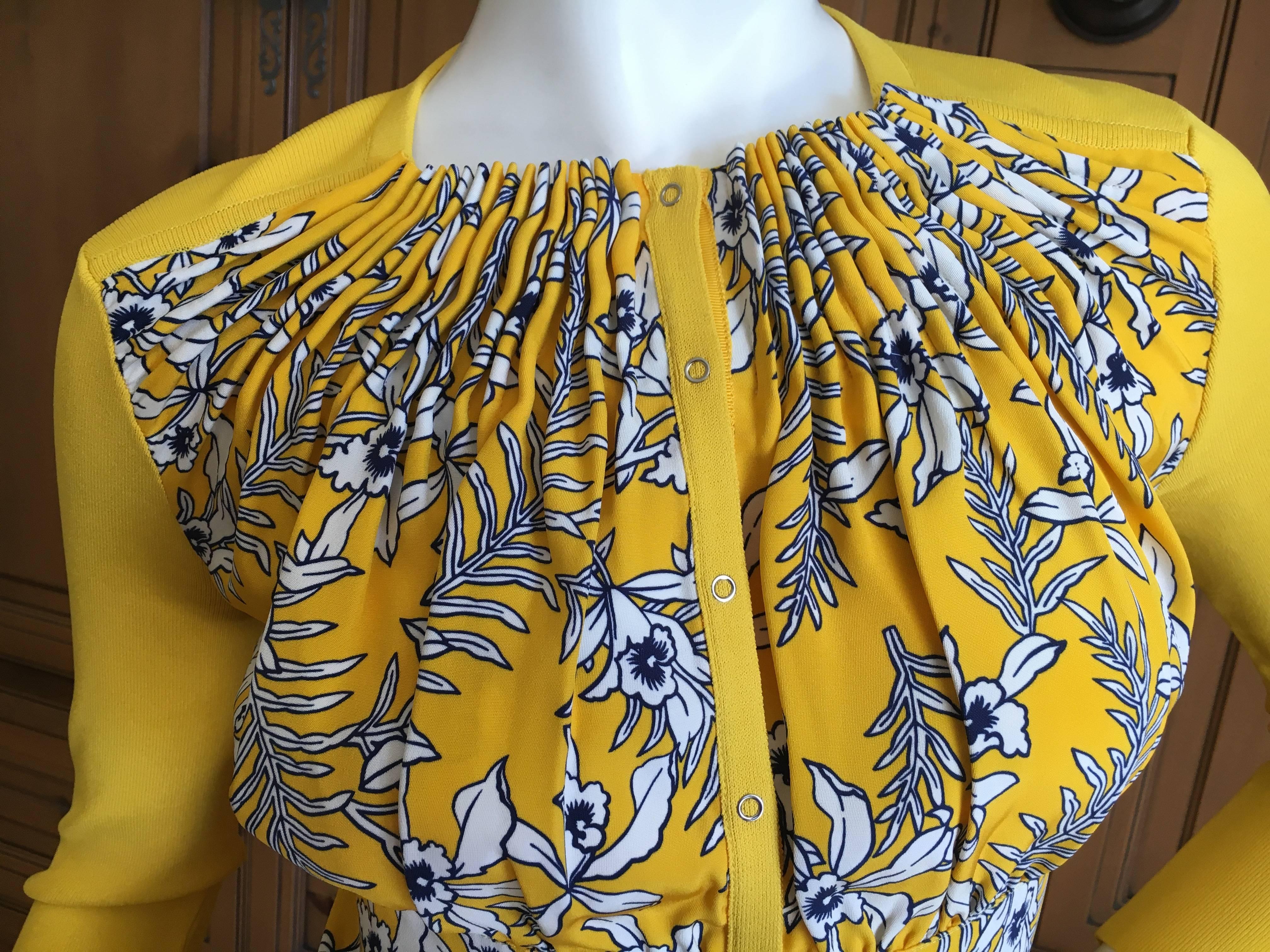 Oscar de la Renta Yellow Silk Floral Skirt Suit For Sale 2