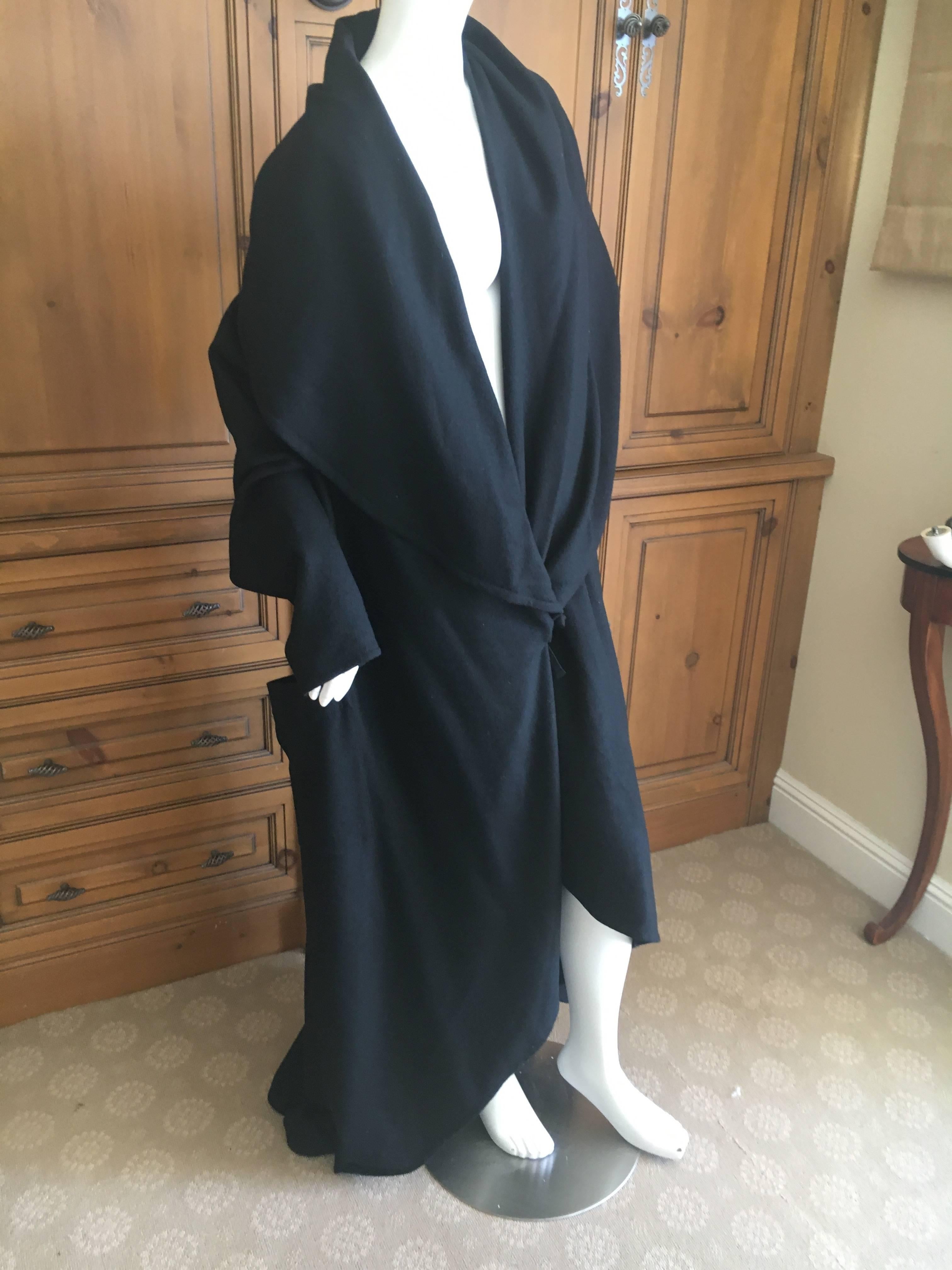 Issey Miyake for Ultimo 1980's Voluminous Black Coat with Wide Collar / Cape For Sale 1