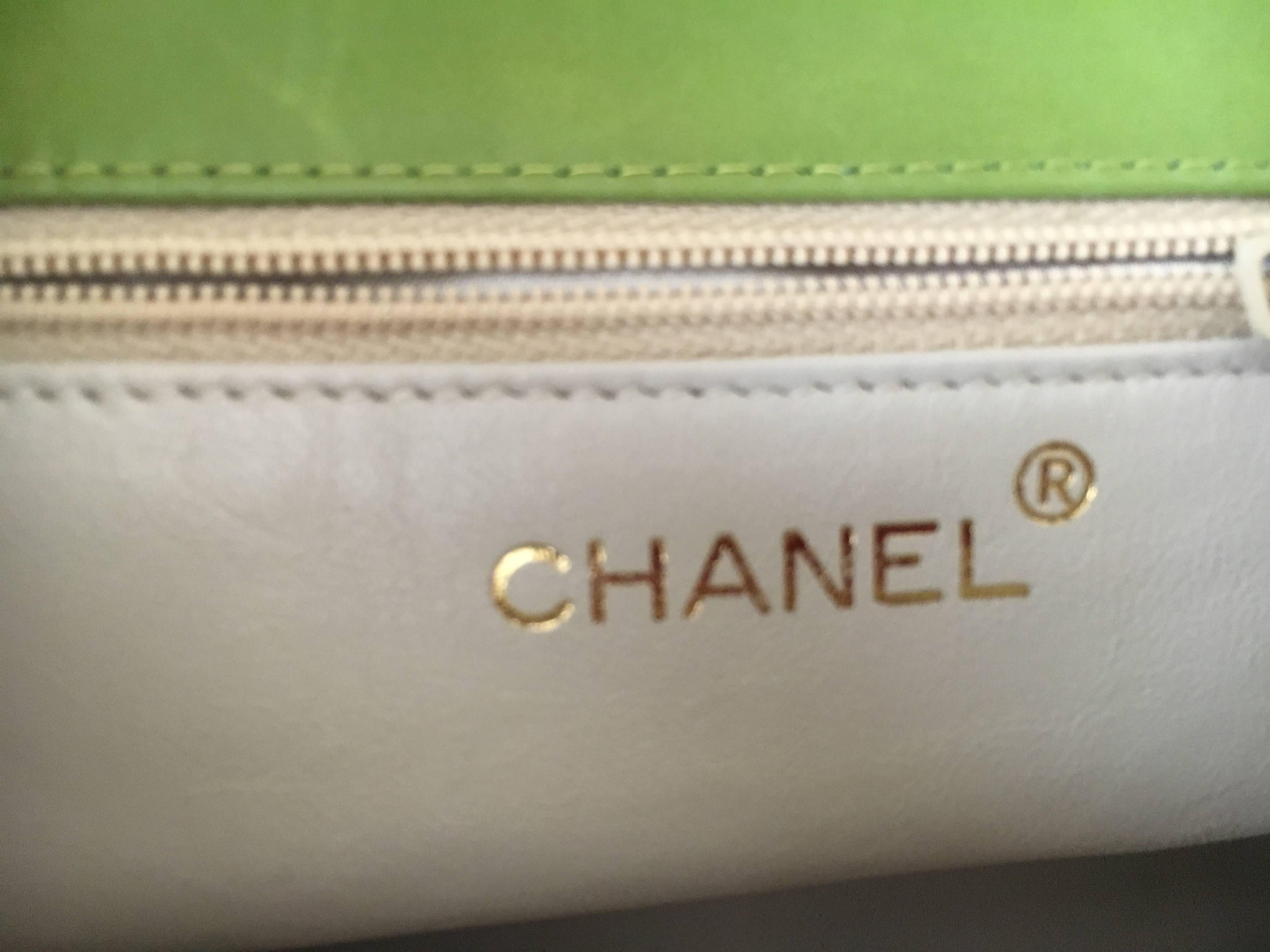 Chanel Green Satin Clutch with Gripoix Ornament and Quilted Chunky Gold Chain 1
