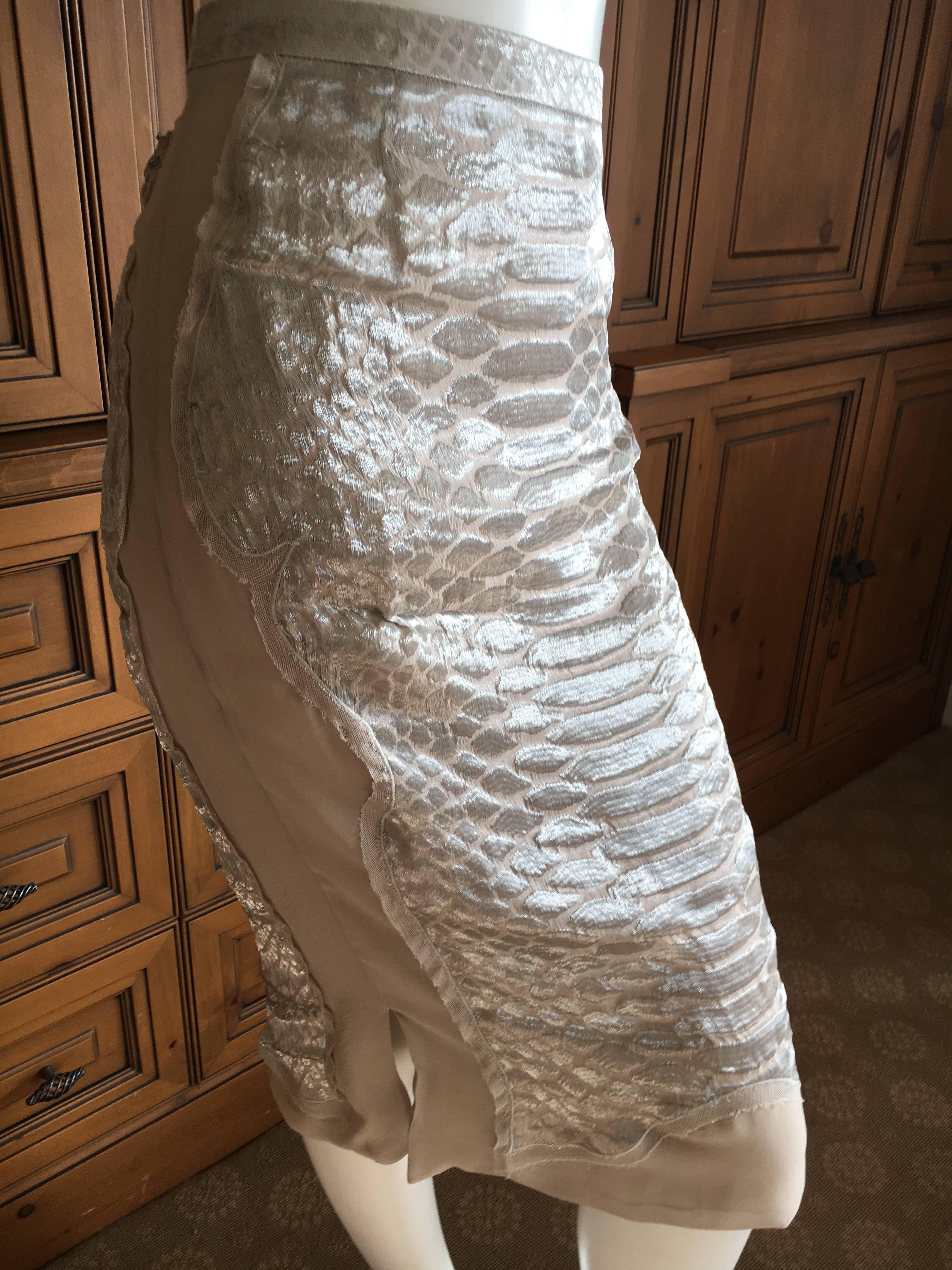 Yves Saint Laurent by Tom Ford 2004 SIlver Thread Silk Skirt In Excellent Condition For Sale In Cloverdale, CA
