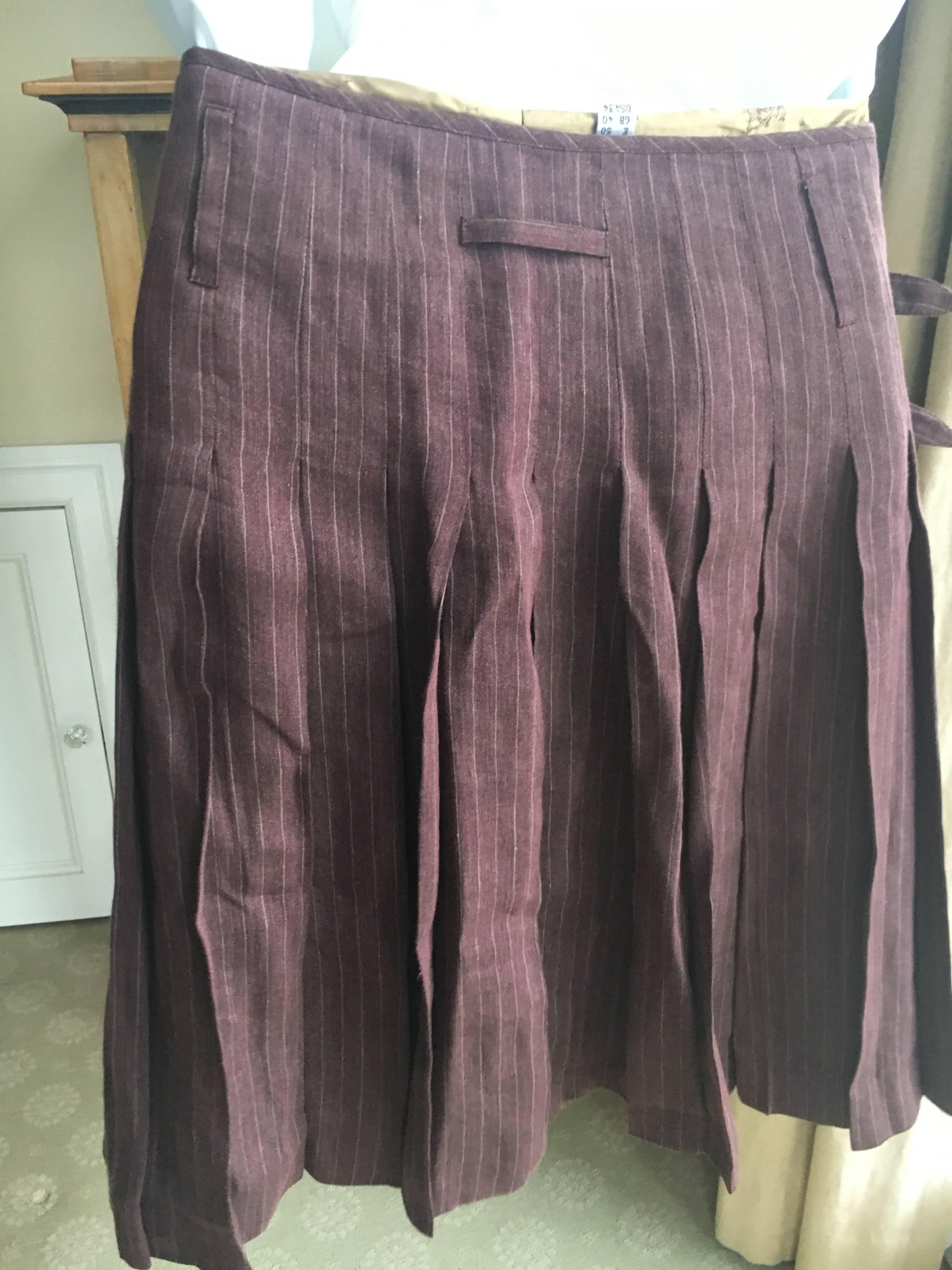 Jean Paul Gaultier Homme Men in Skirts Pleated Brown Kilt Double Buckle Size 34 In Excellent Condition In Cloverdale, CA