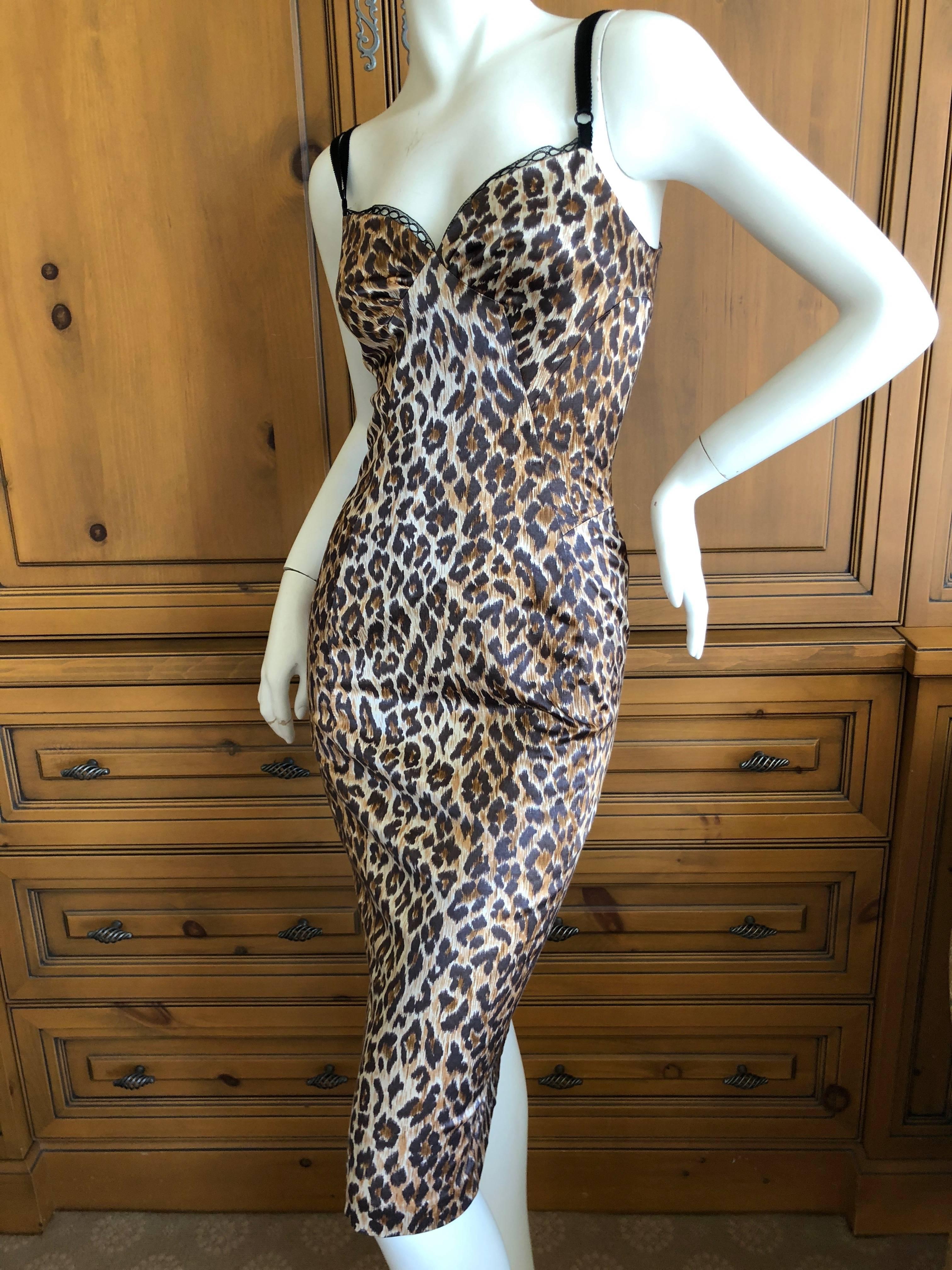 Sexy leopard print cocktail dress from D&G Dolce & Gahanna .
Size 40