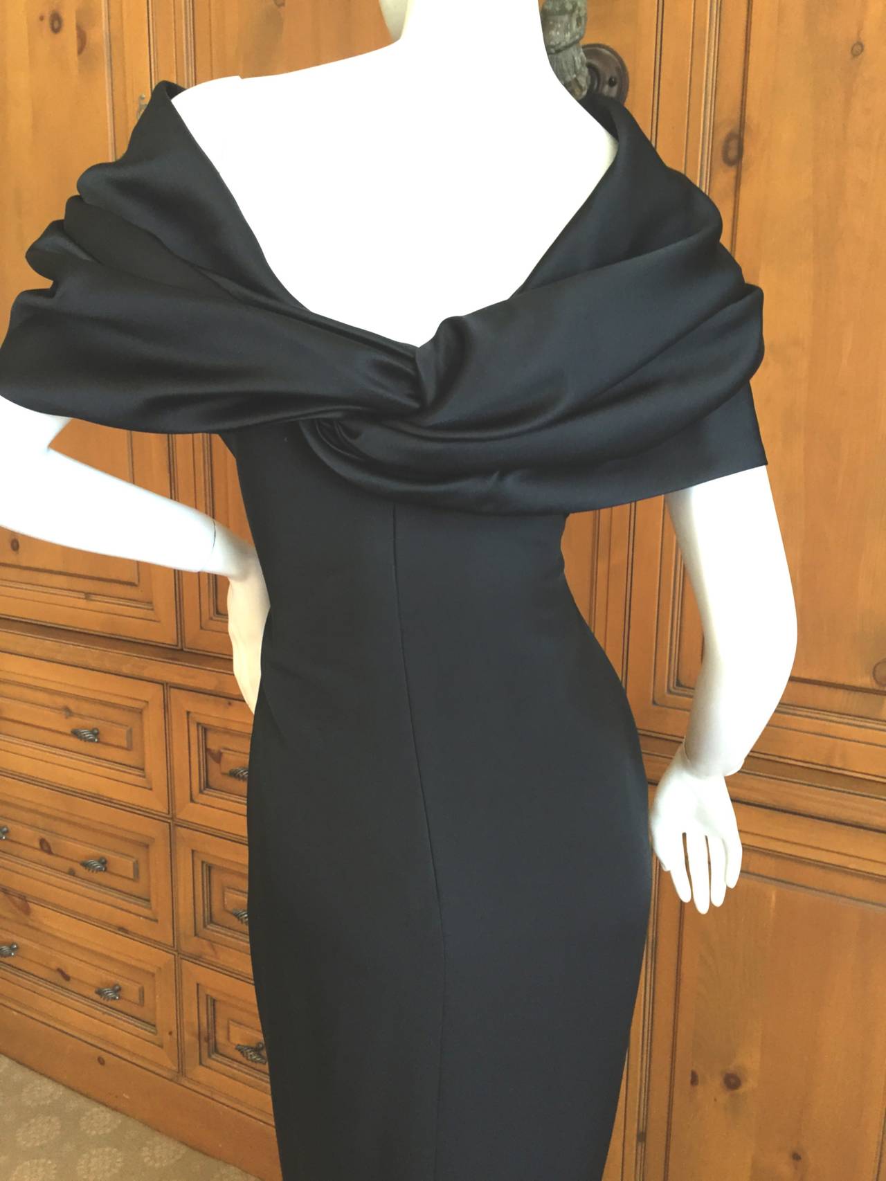 Women's Bill Blass Lovely 70's Black Sleeveless Dress with Attached Capelet / Stole