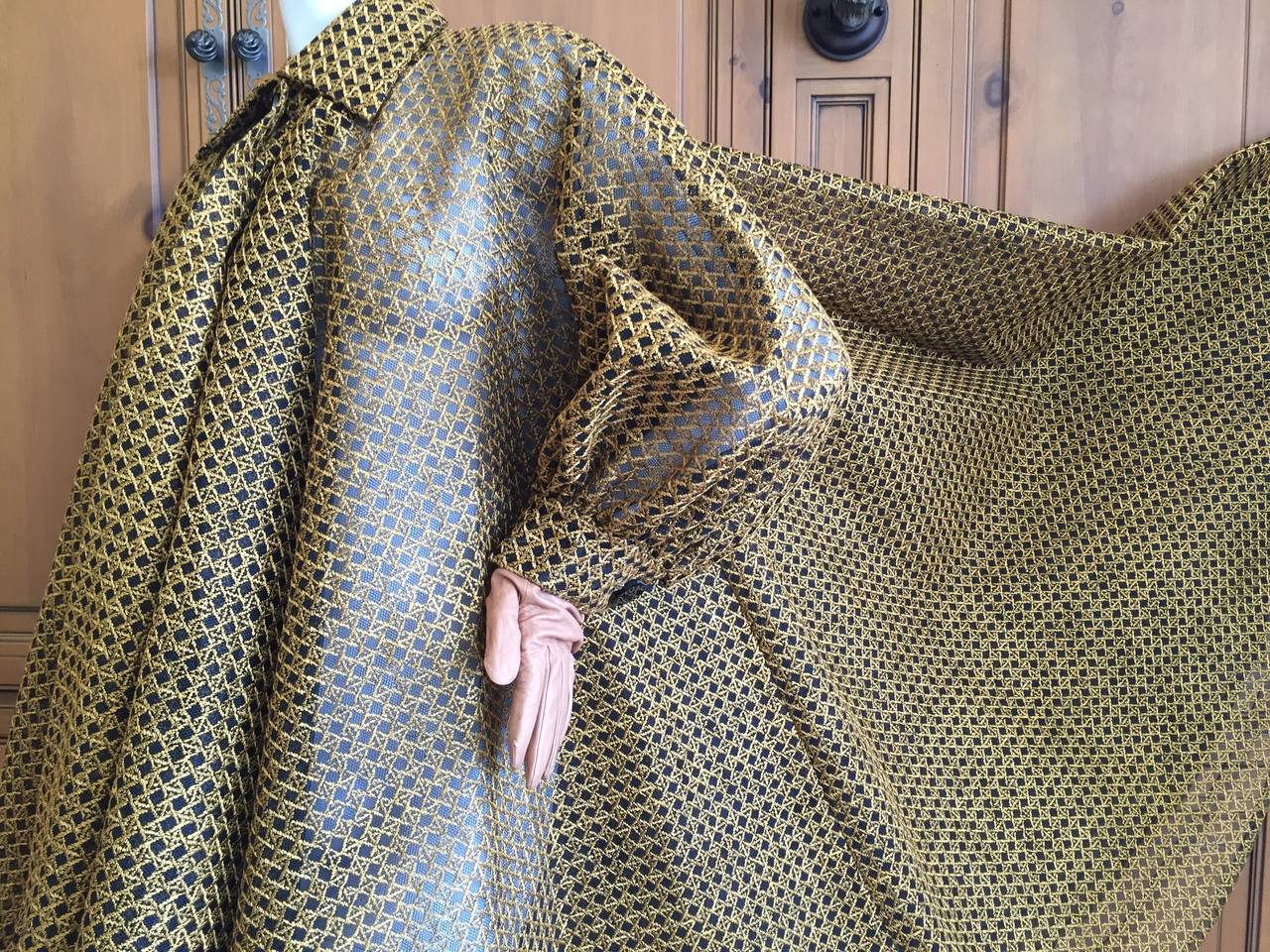 Christian Dior Cannage Embroidered Trapeze Coat by Gianfranco Ferre In Excellent Condition In Cloverdale, CA